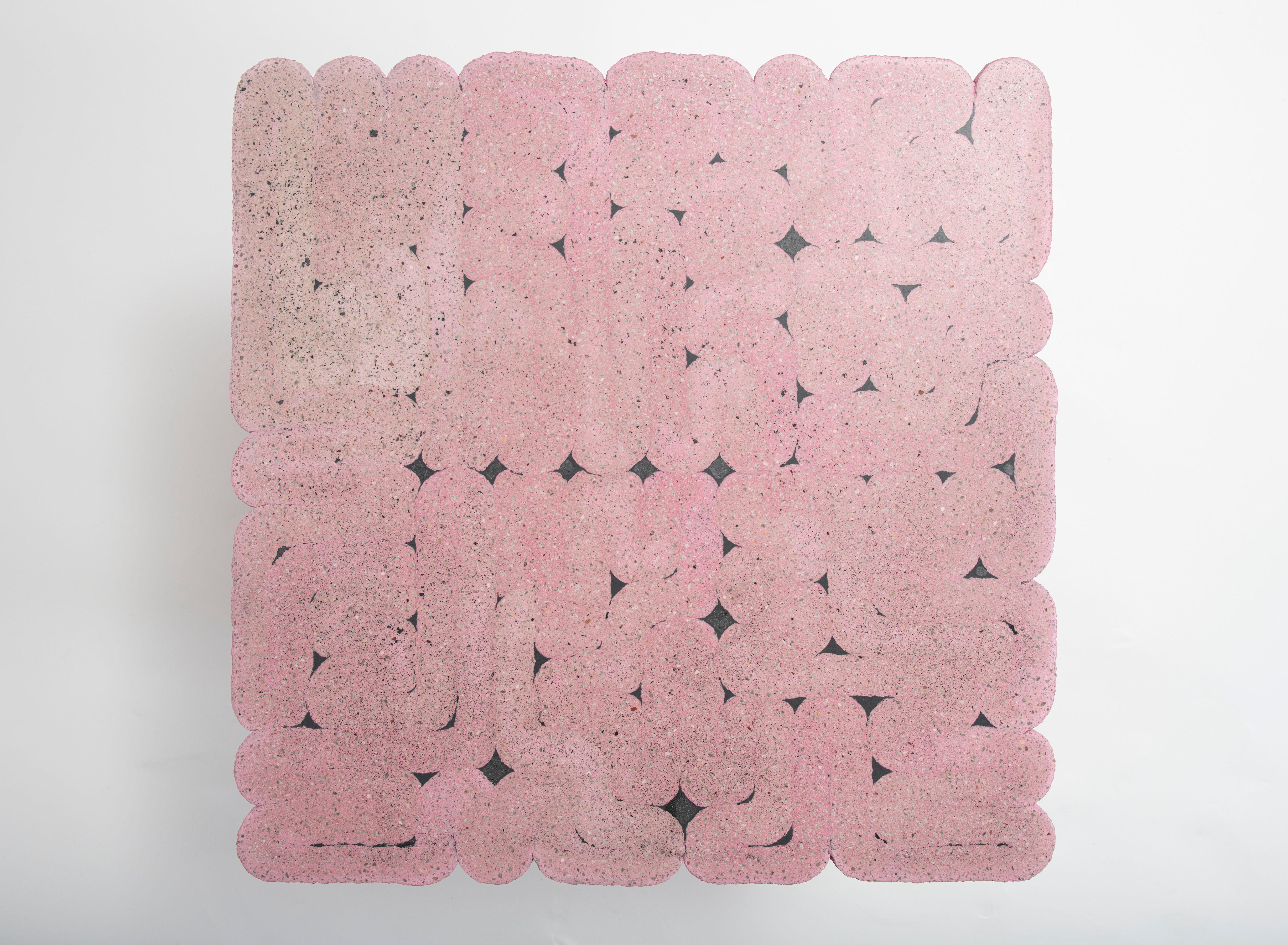 Paramorph Tisch in Rosa im Zustand „Neu“ im Angebot in Weidling, AT