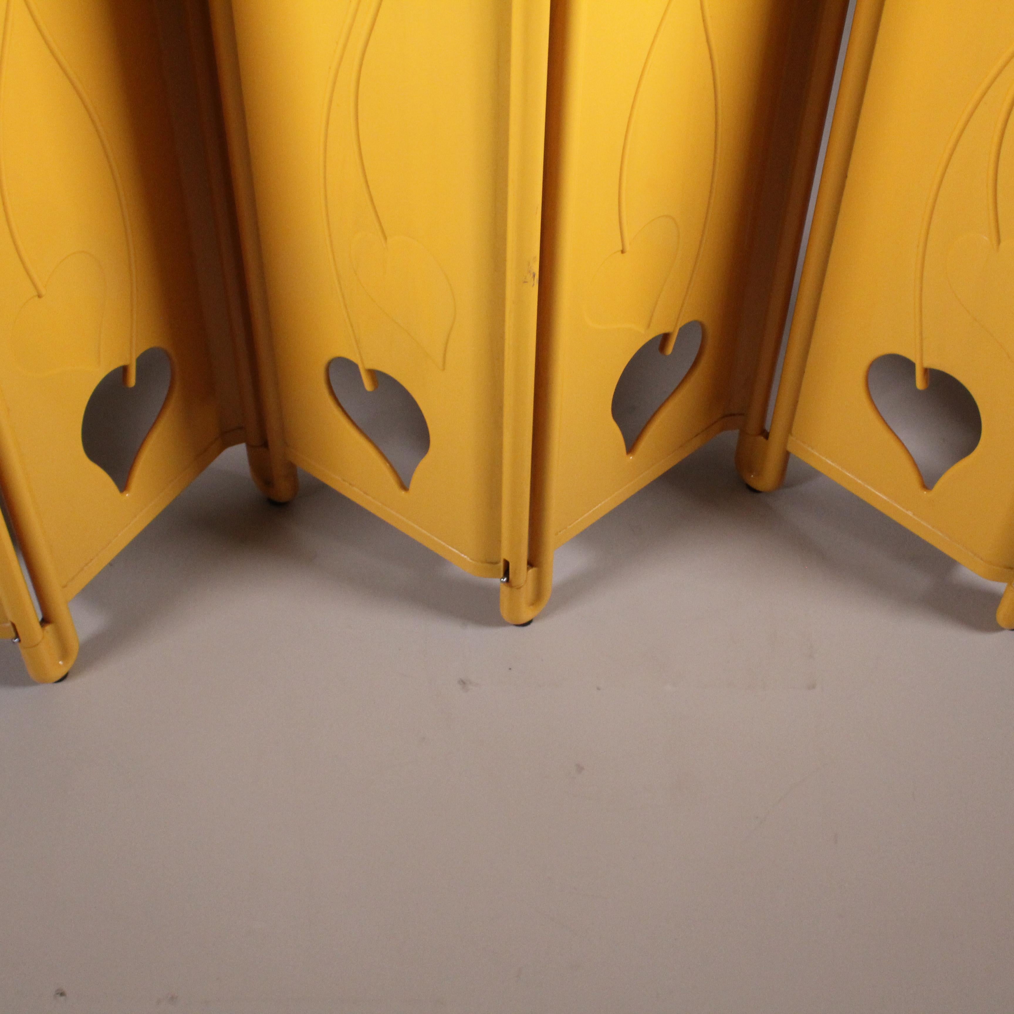 Paravento giallo, stile postmoderno, 1980 in vendita 3