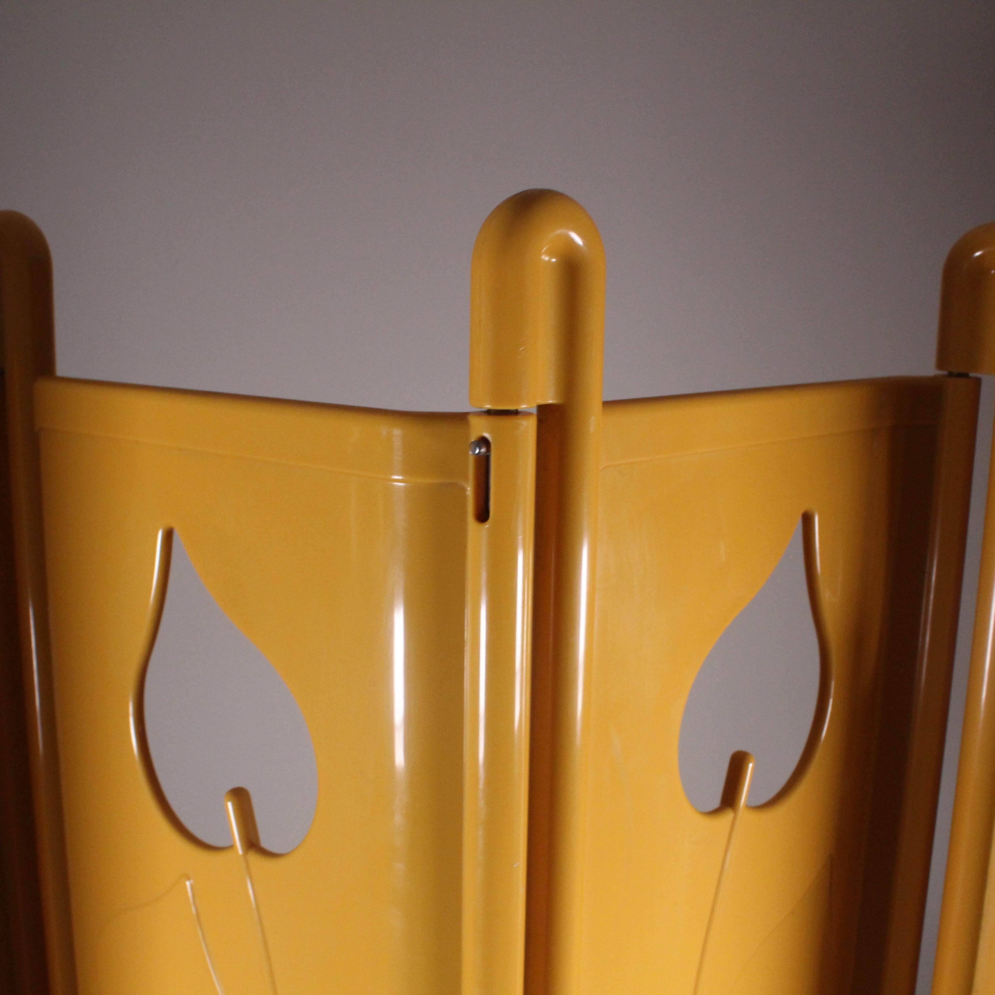 Paravento giallo, stile postmoderno, 1980 in vendita 4