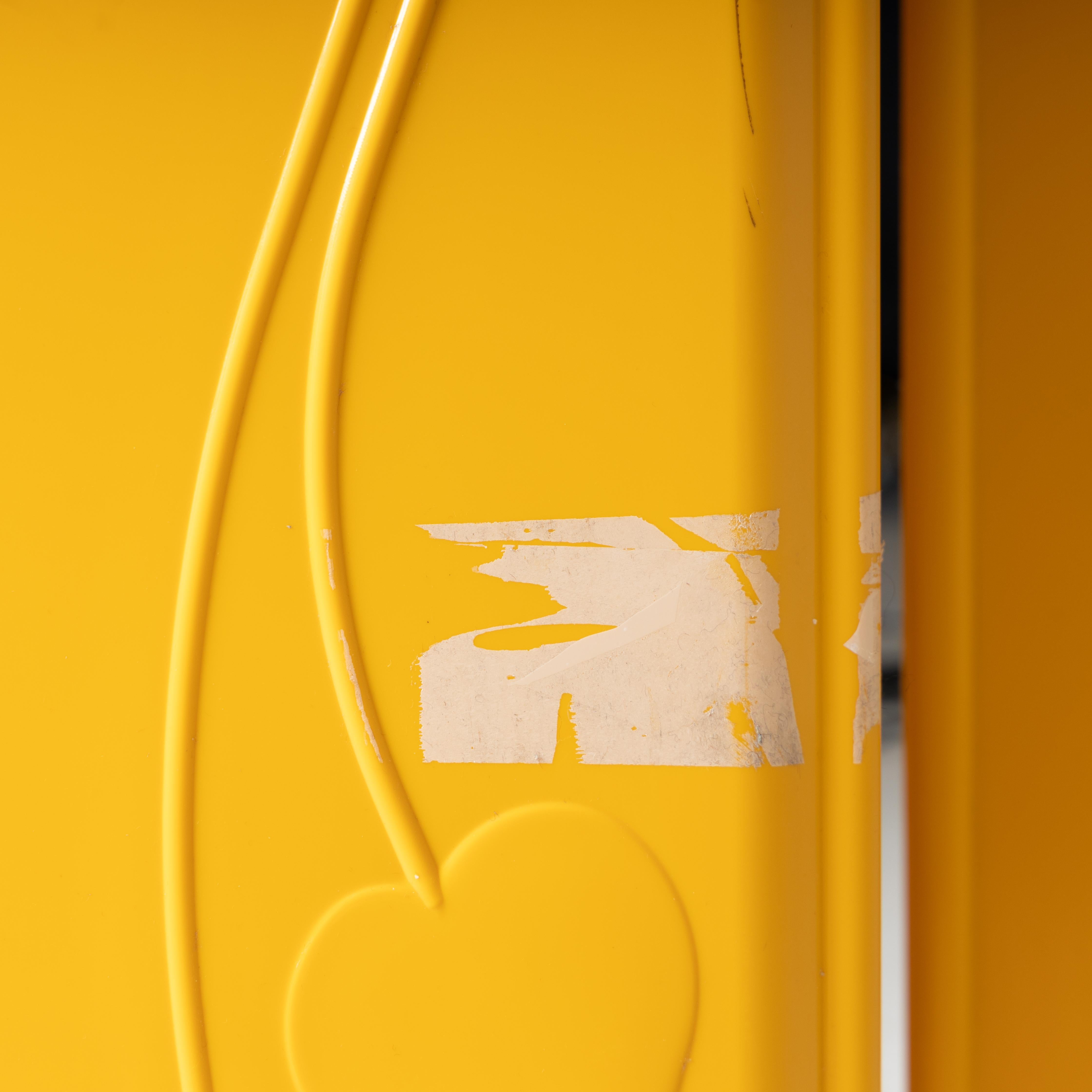 Paravento giallo, stile postmoderno, 1980 in vendita 13