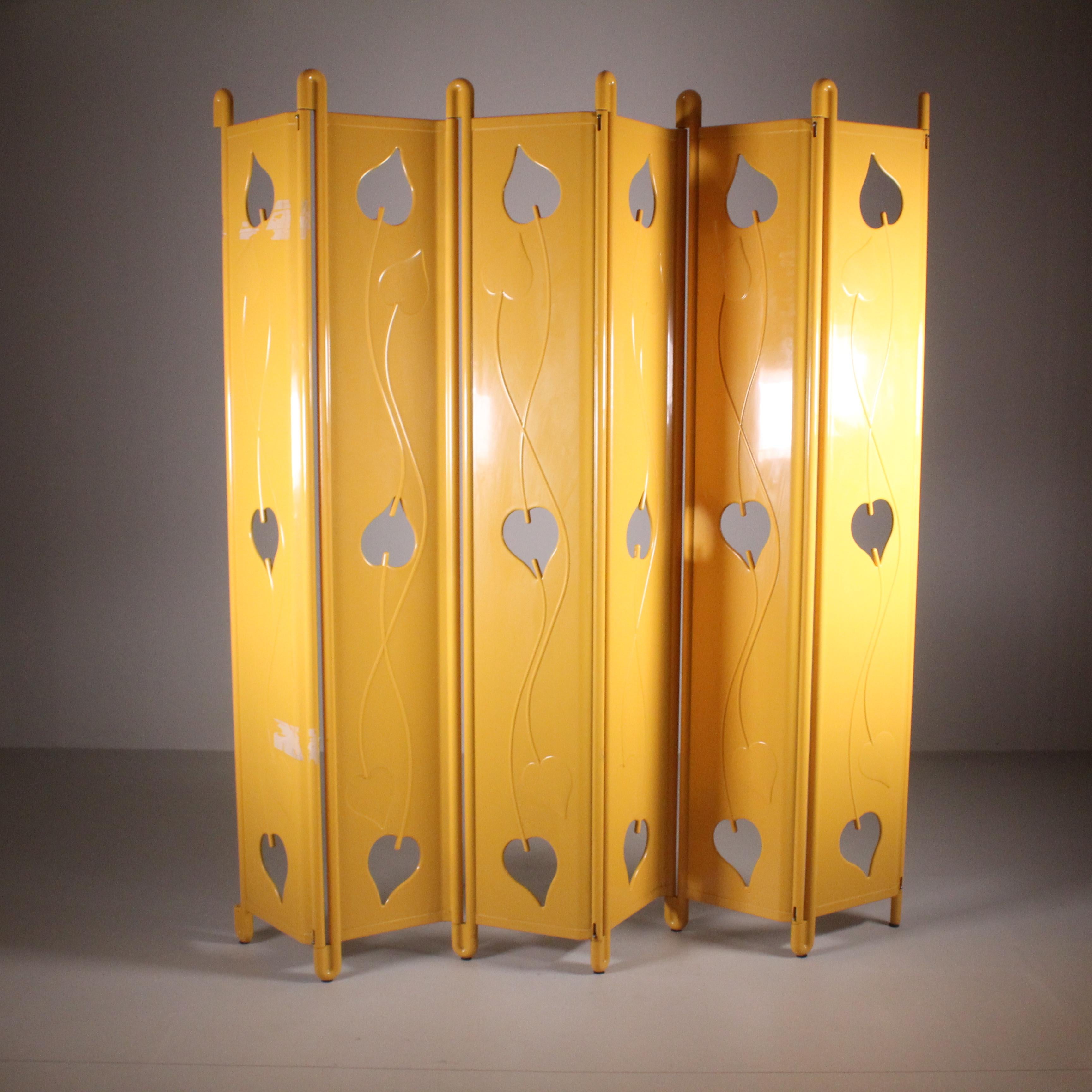 Italian Paravento giallo, stile postmoderno, 1980 in vendita