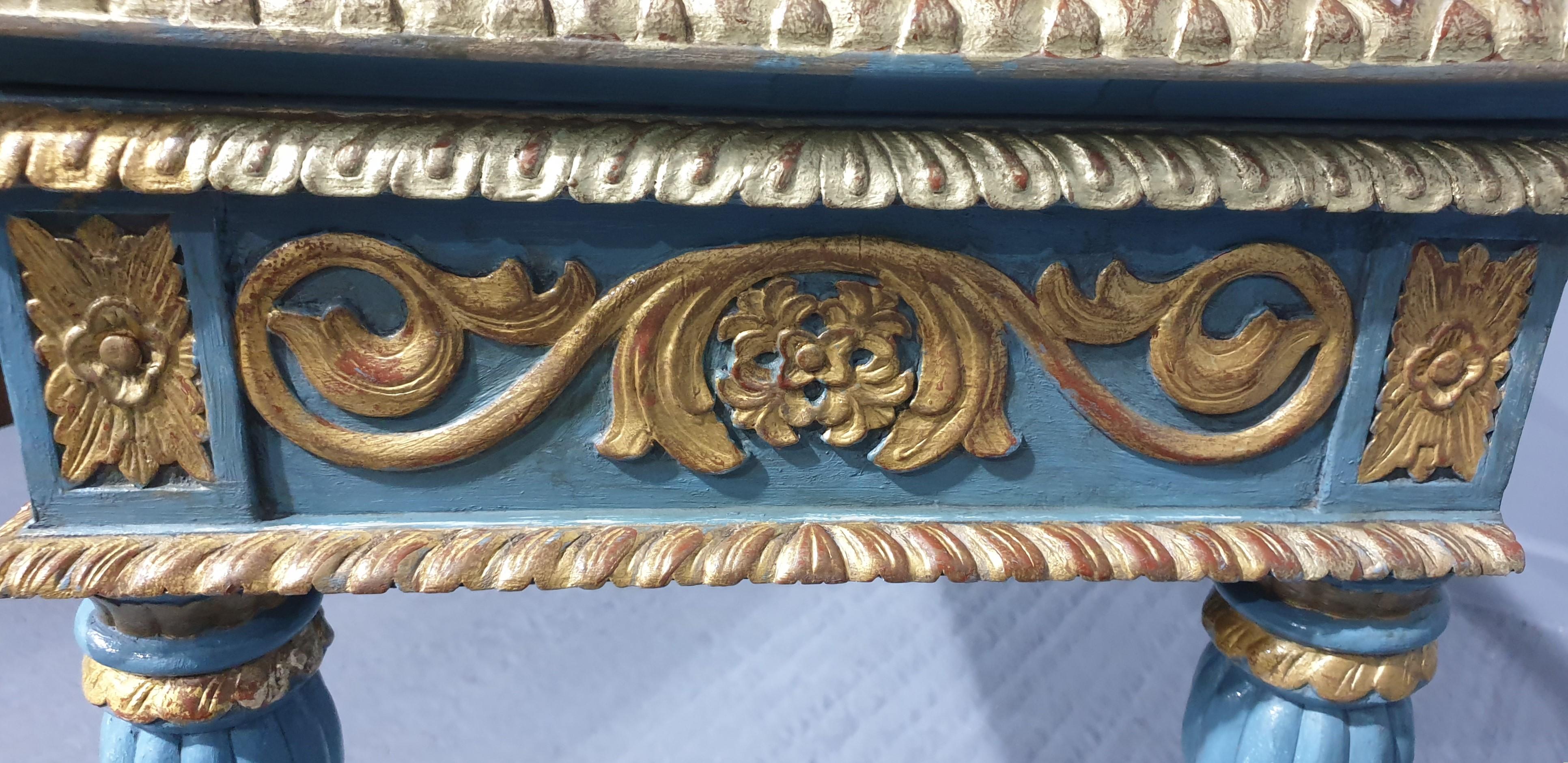 Parcel Gilded Console Hall Table For Sale 7