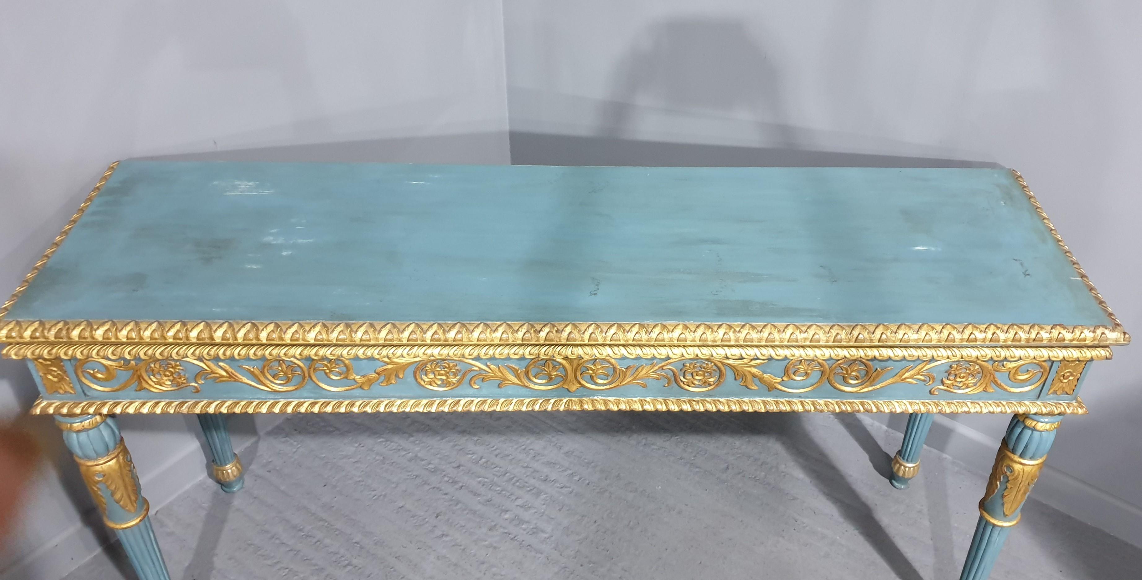 20th Century Parcel Gilded Console Hall Table For Sale