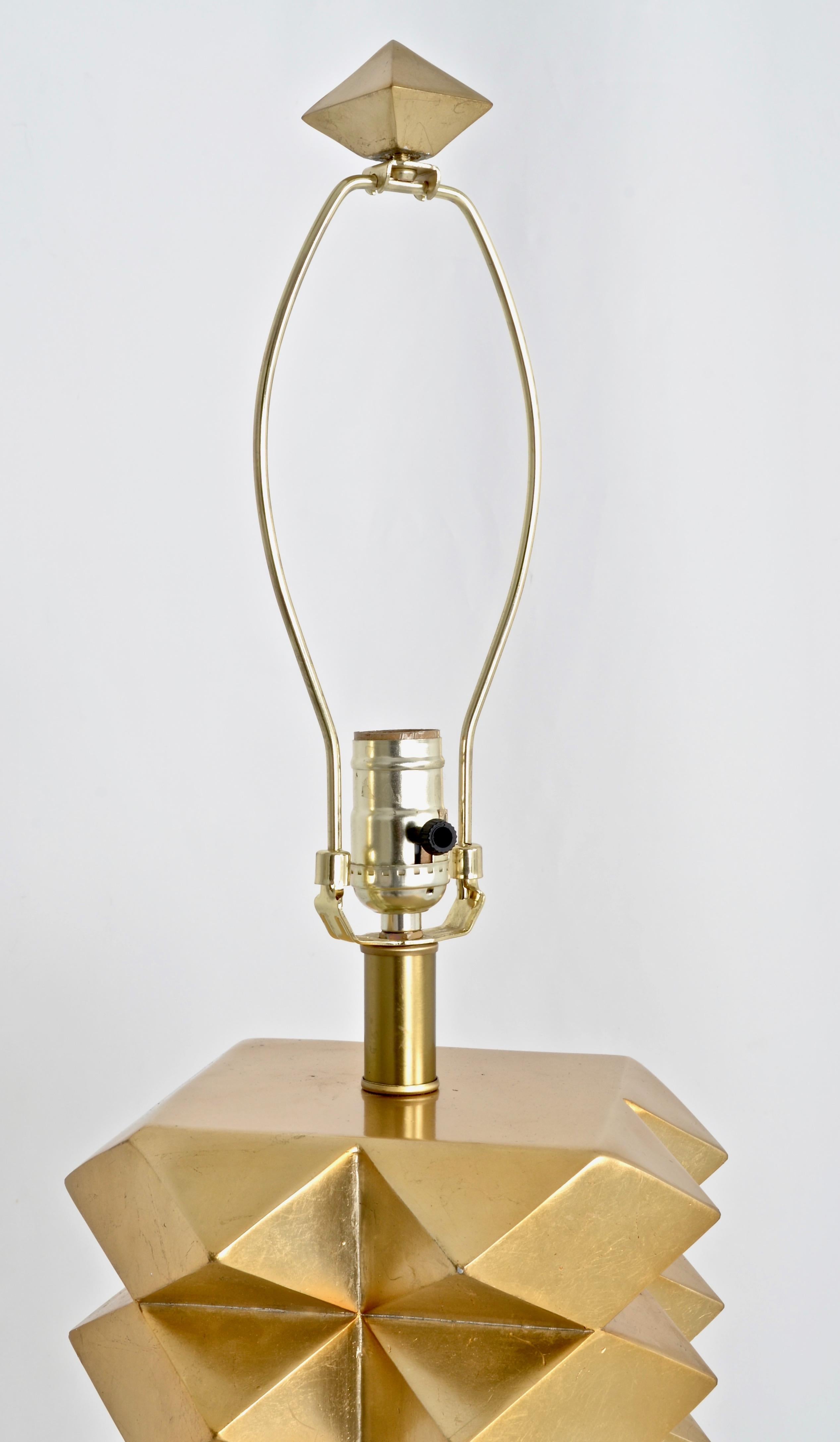 Parcel Gilded Geometric Form Table Lamp In Good Condition In Norwalk, CT