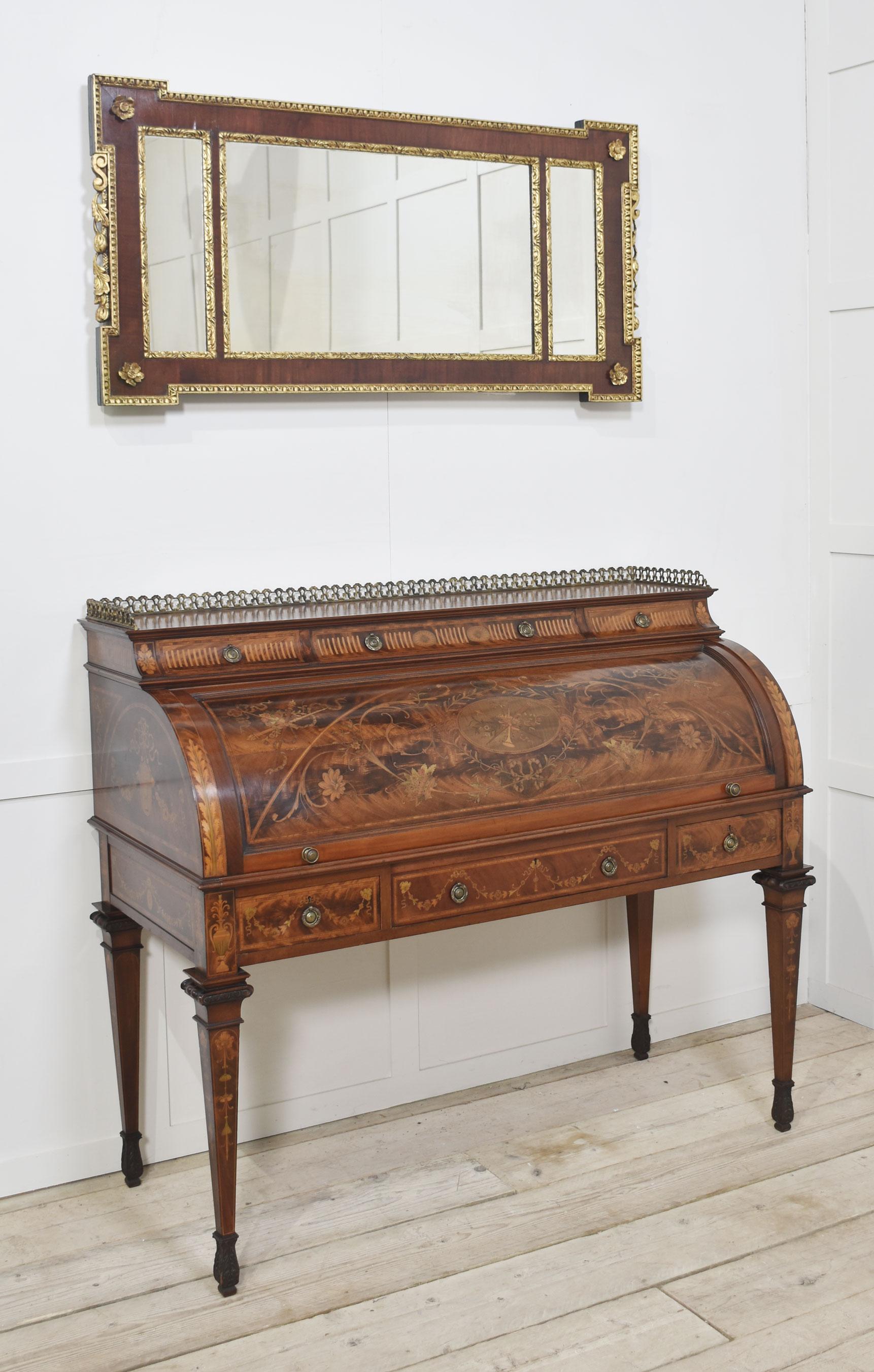 Parcel-gilt mahogany overmantle mirror For Sale 2
