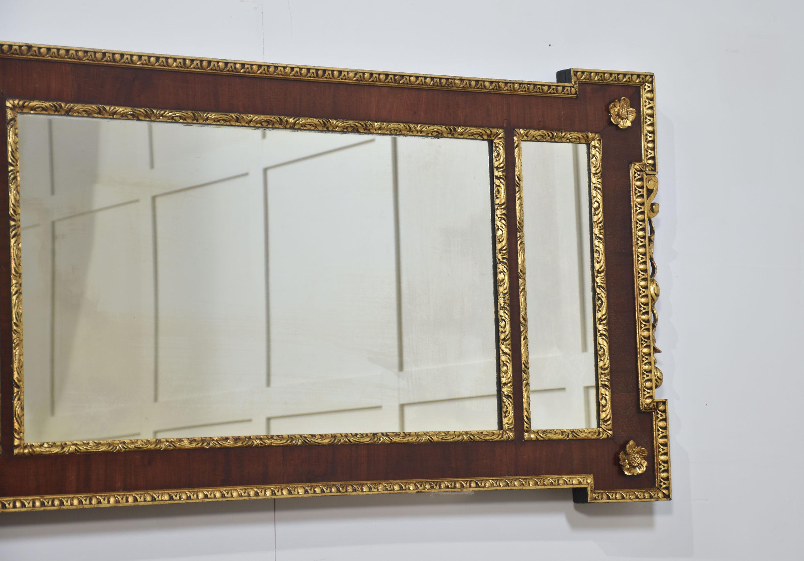 Parcel-gilt mahogany overmantle mirror For Sale 3