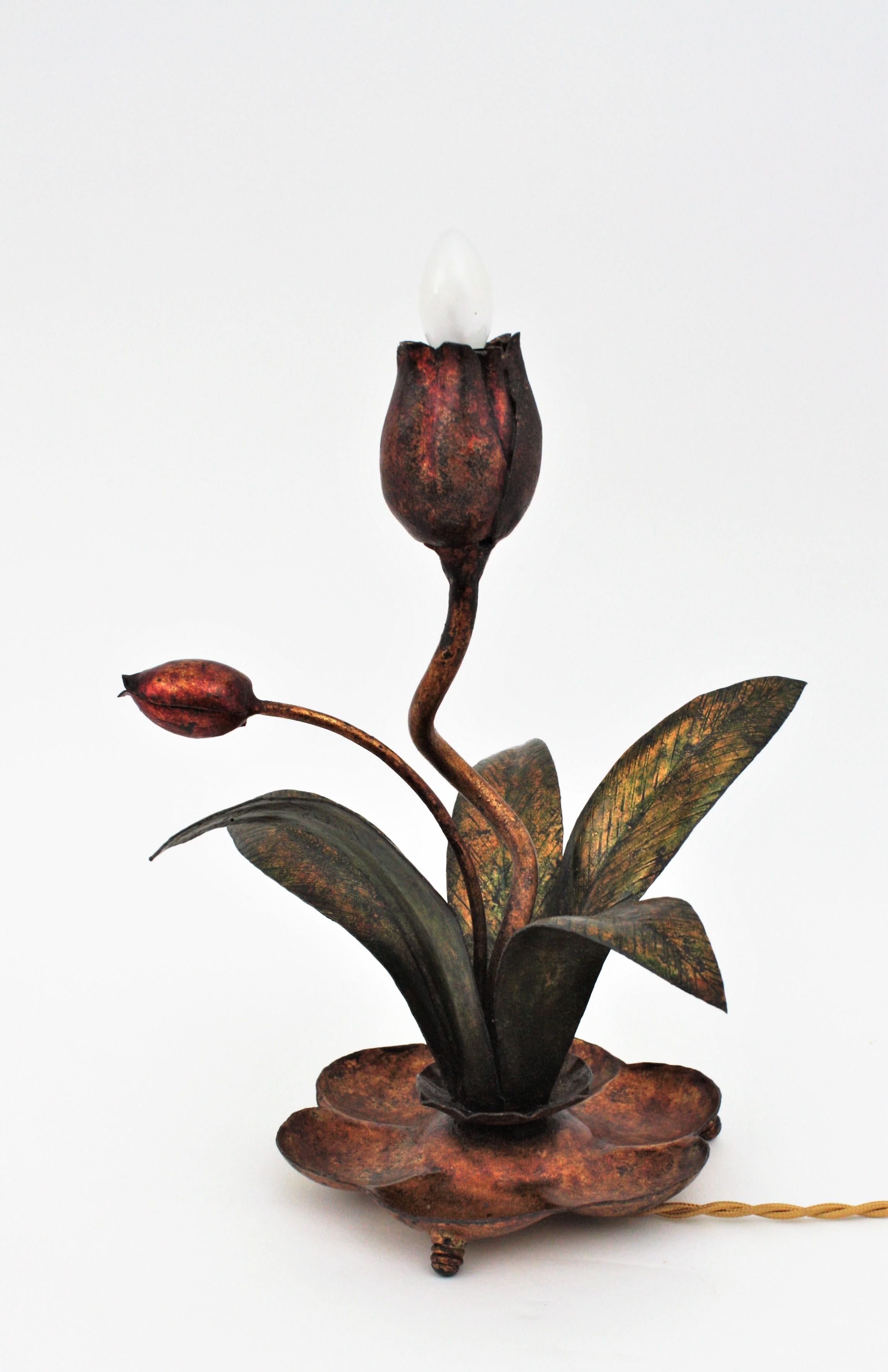 20th Century Foliage Floral Table Lamp in Parcel Gilt Polychrome Iron For Sale