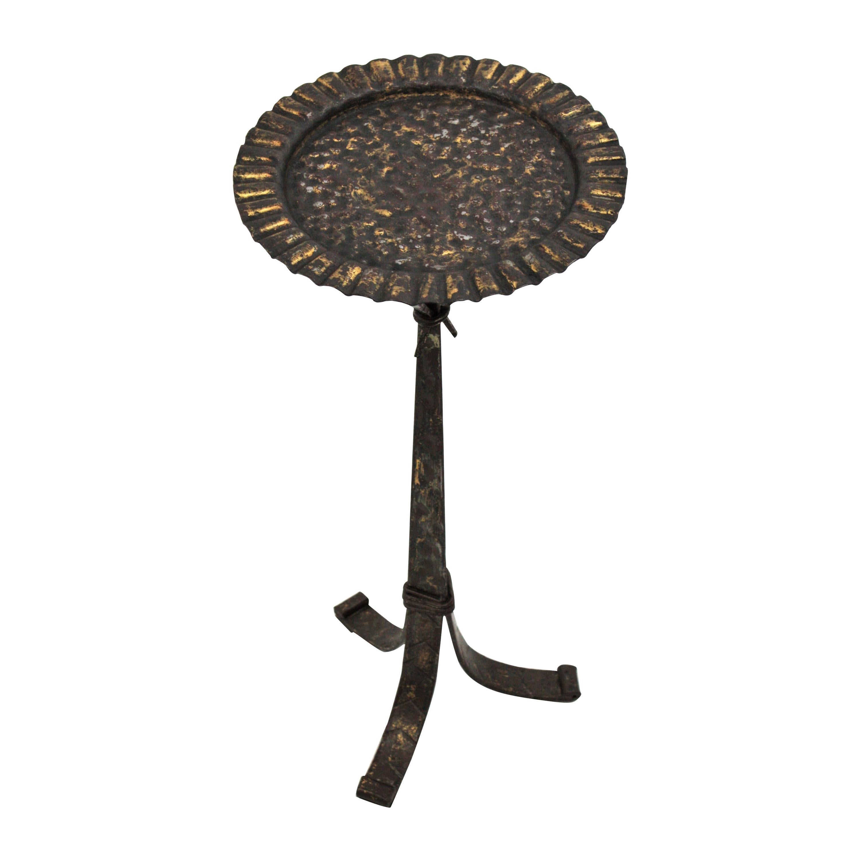Parcel-Gilt Wrought Iron Drinks Table Gueridon or End Table, Spain, 1940s