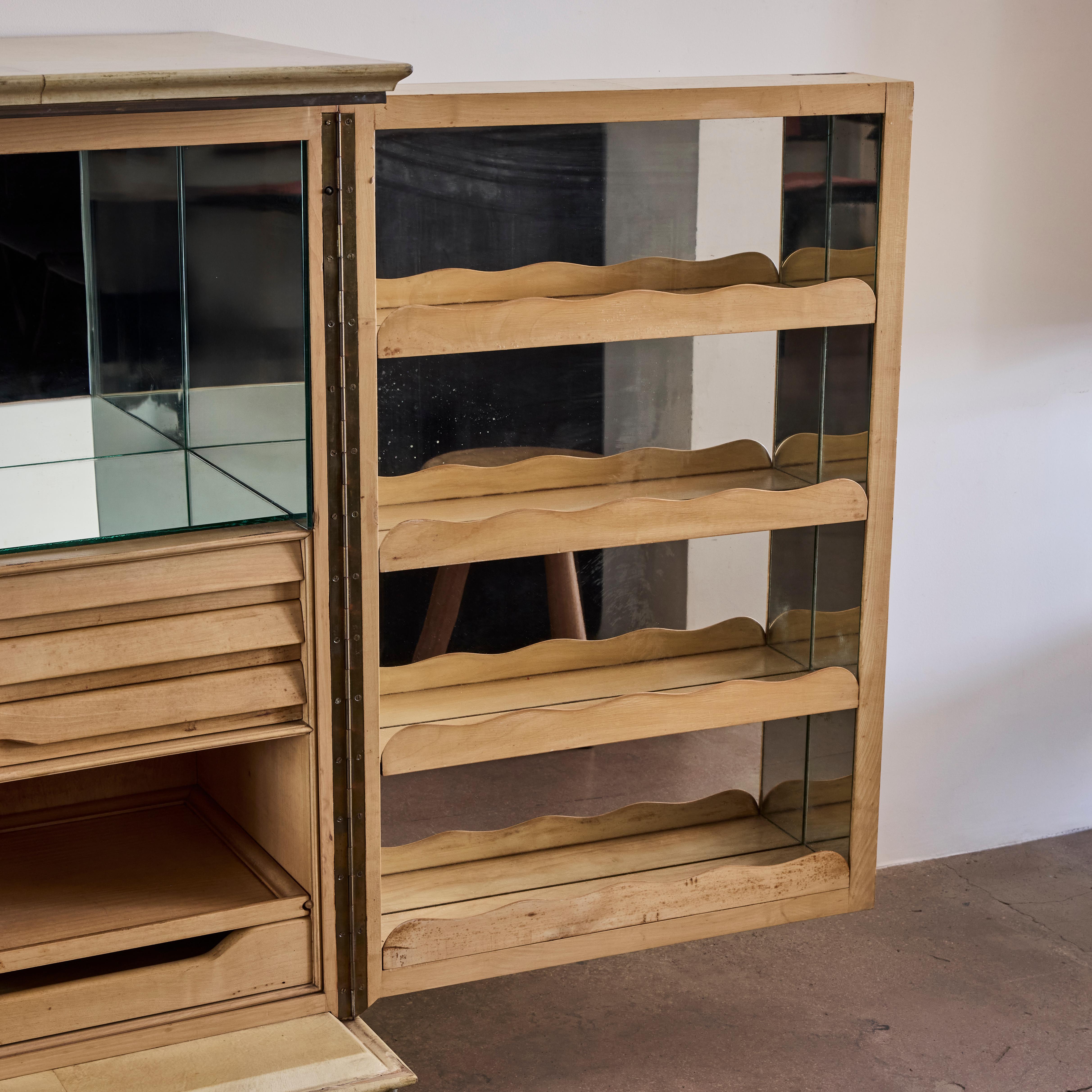 Parchment Bar Cabinet by Paolo Buffa en vente 4
