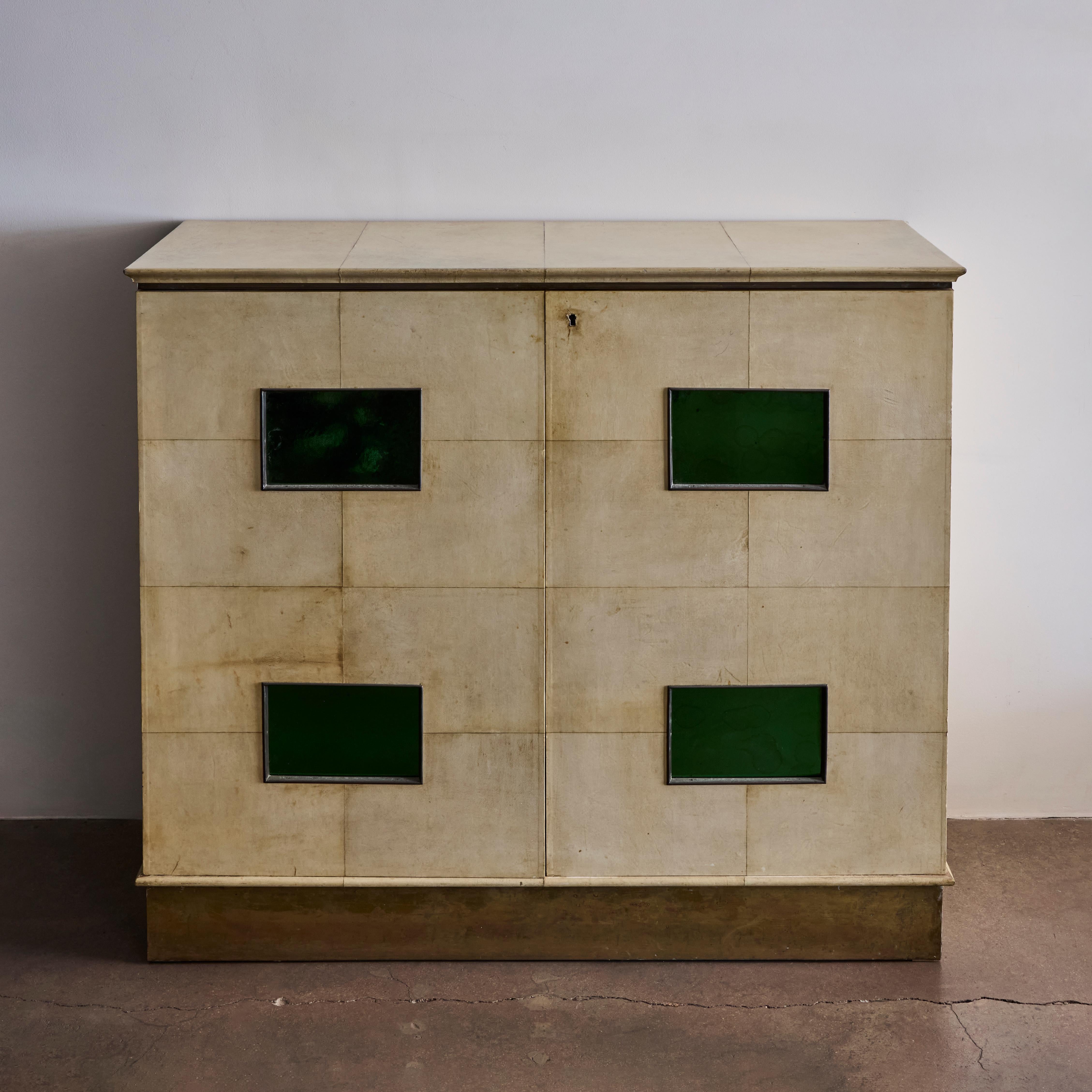 Parchment Bar Cabinet by Paolo Buffa en vente 5
