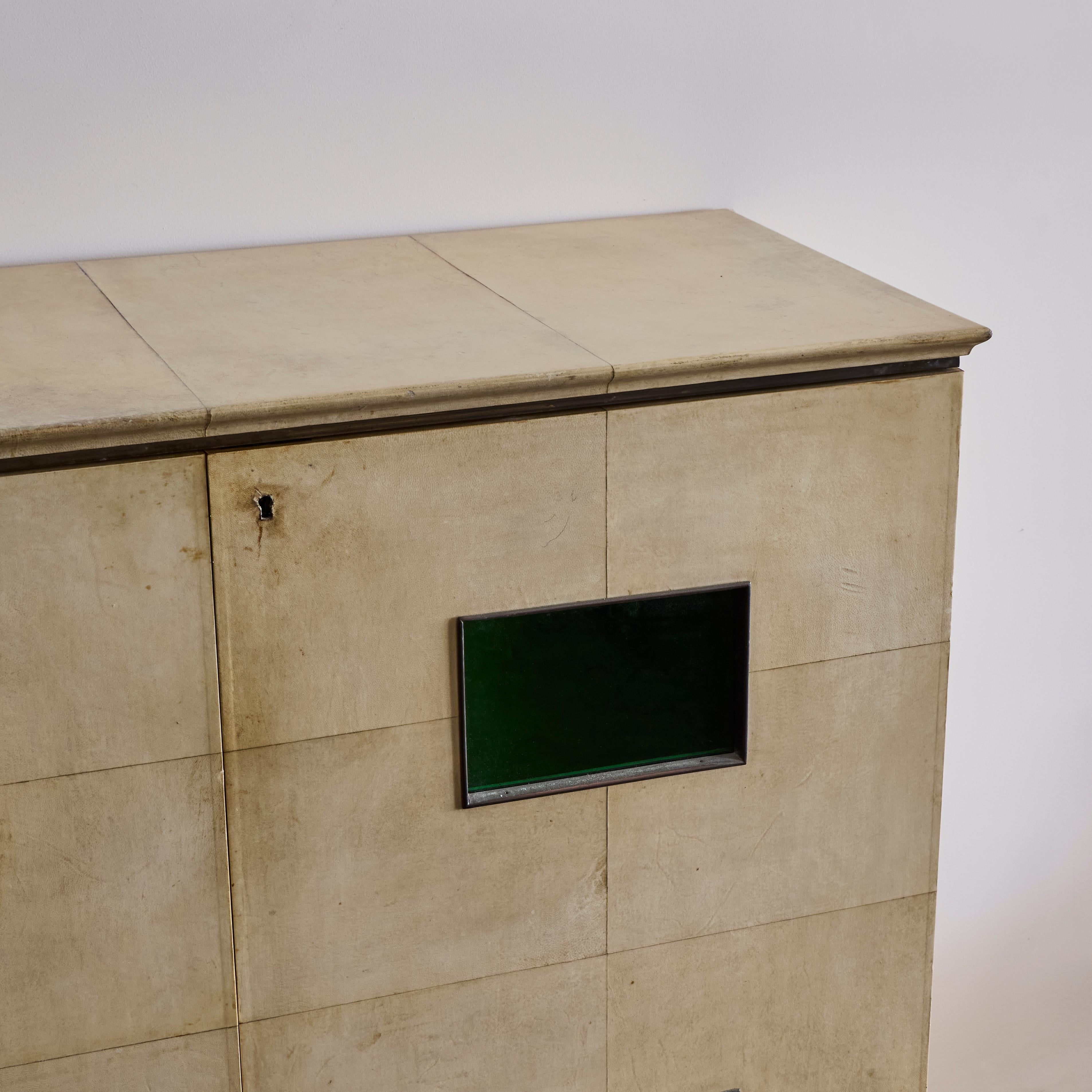 Parchment Bar Cabinet by Paolo Buffa en vente 6