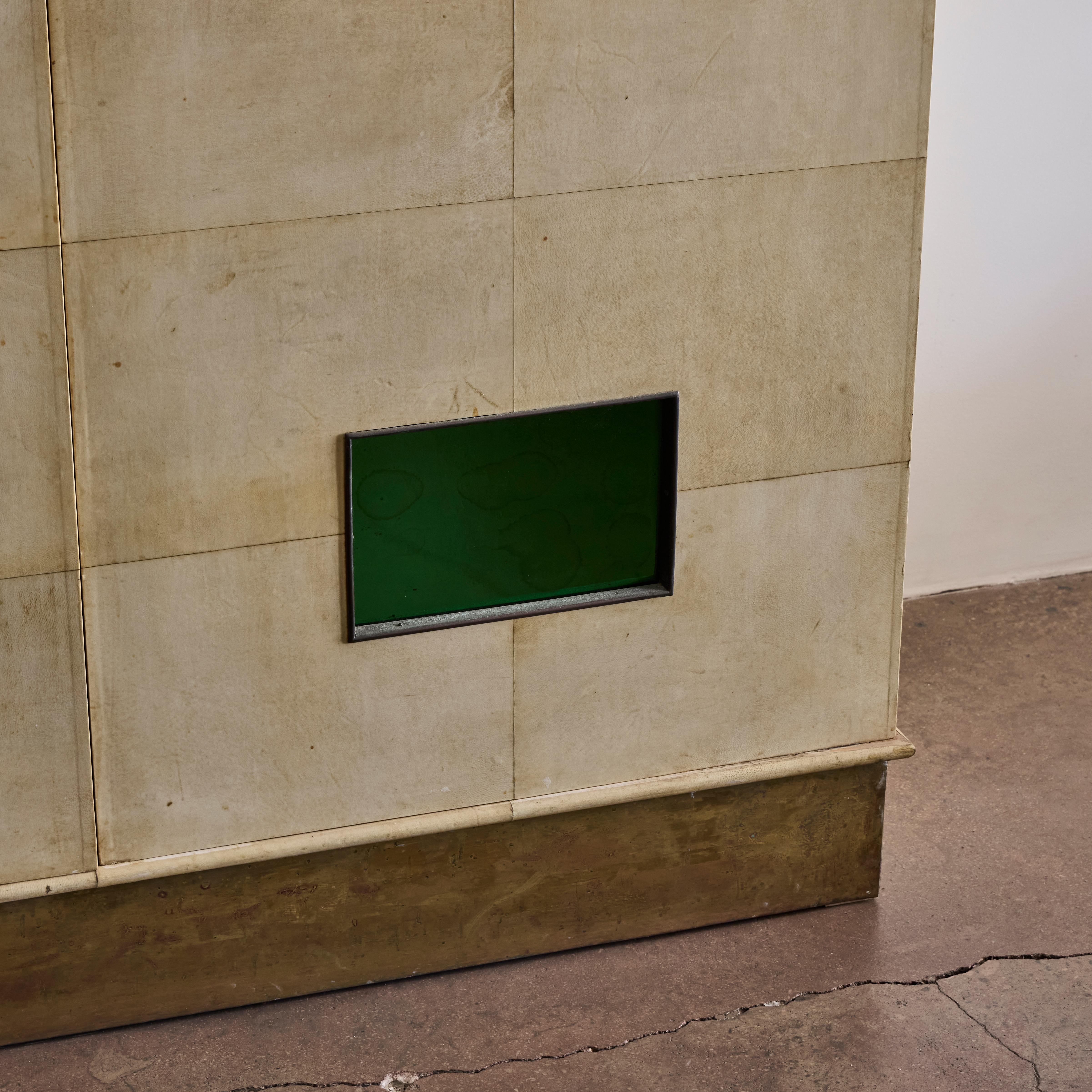 Parchment Bar Cabinet by Paolo Buffa en vente 7