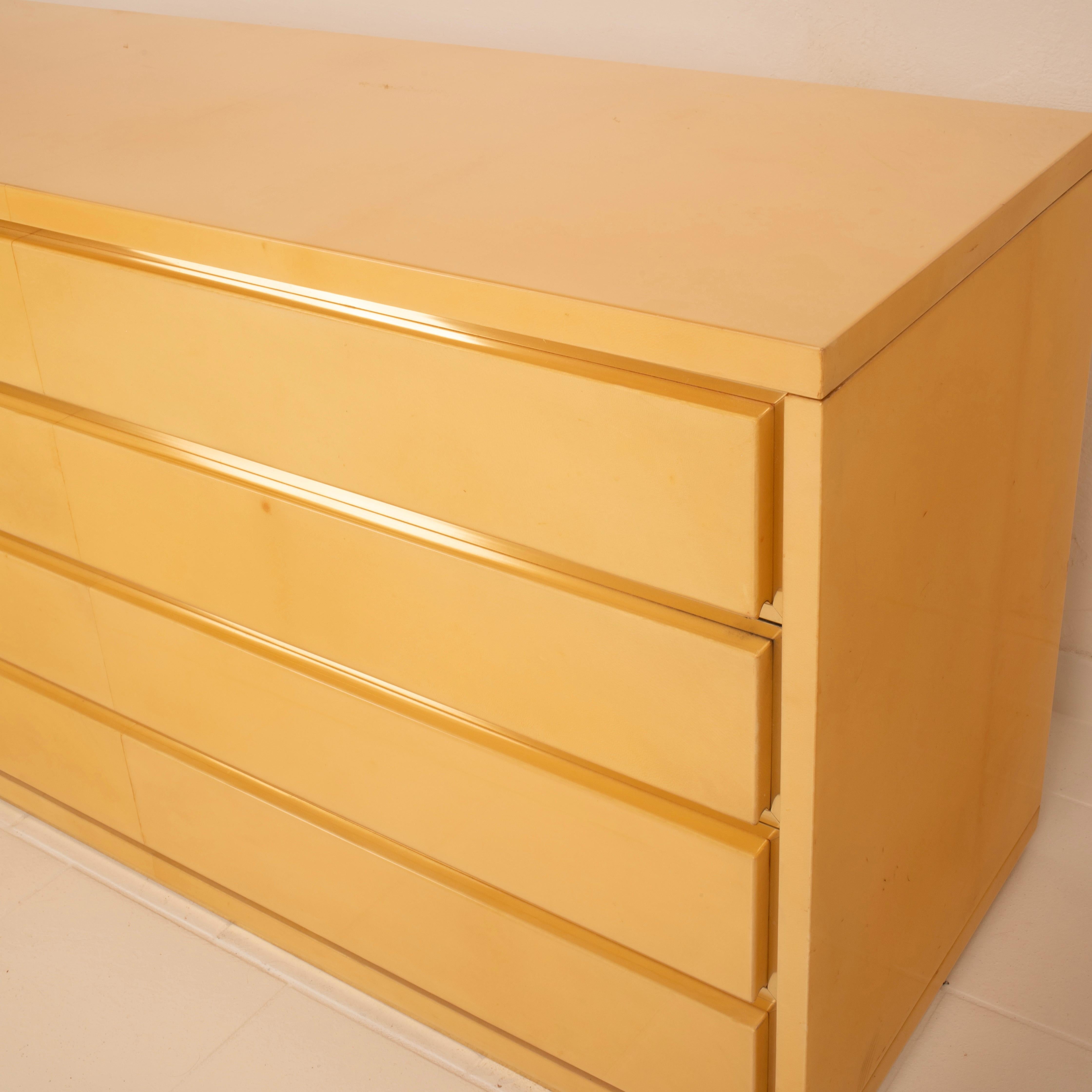 Italian Parchment Chest of Drawers by Aldo Tura for Tura Milano en vente
