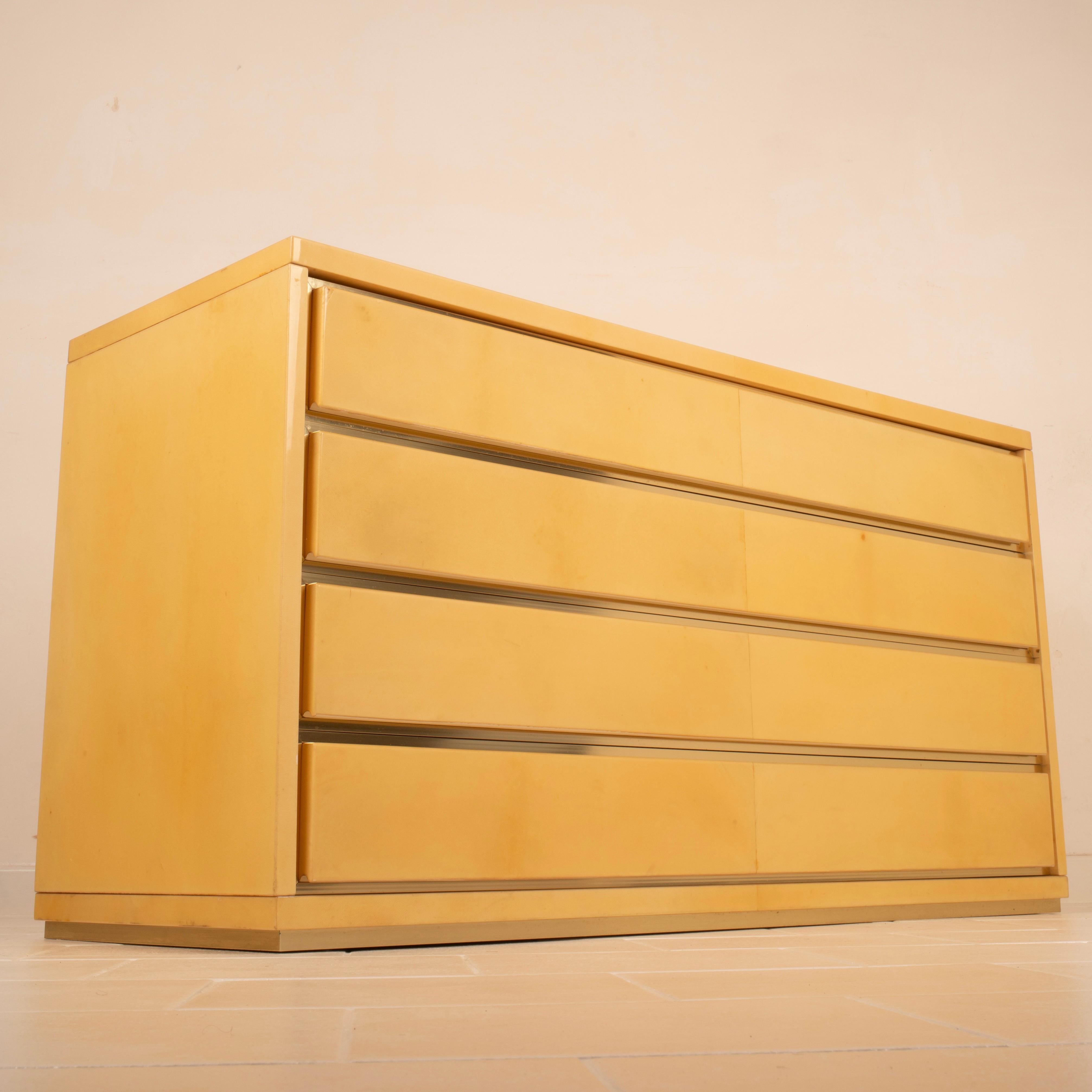 Parchment Chest of Drawers by Aldo Tura for Tura Milano en vente 1