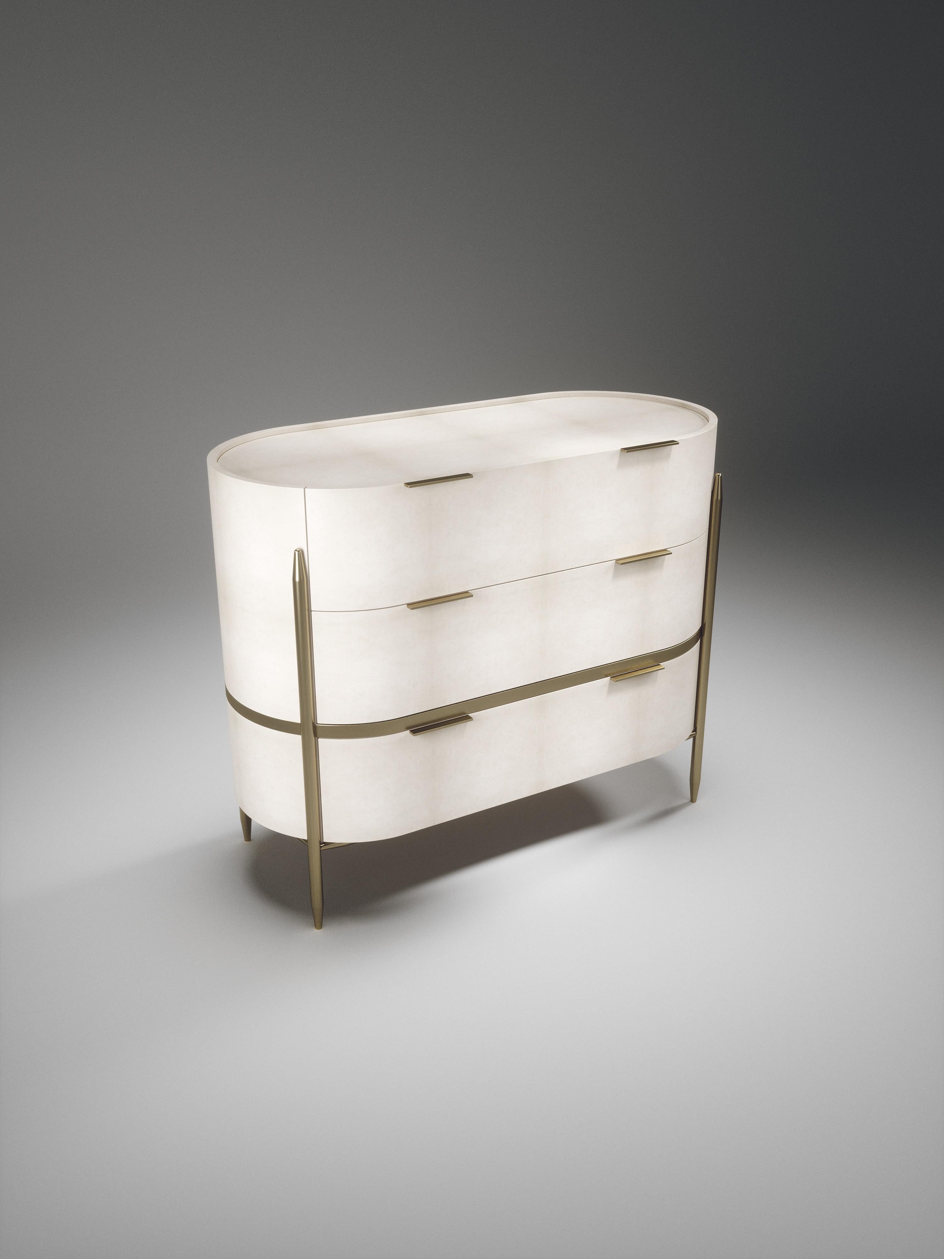 Cassettiera in pergamena con inserti in ottone di Kifu Paris in vendita 7