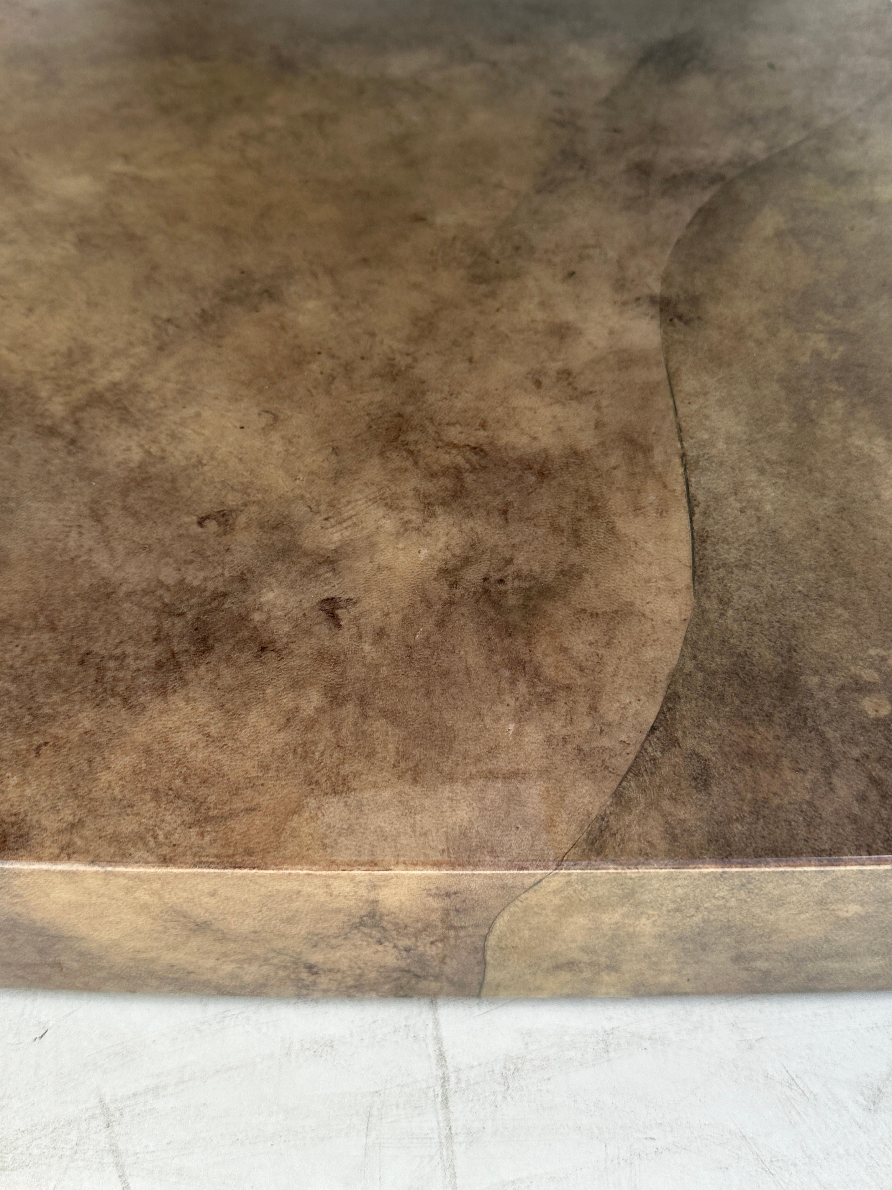 Table basse en parchemin de J. Robert Scott en vente 6
