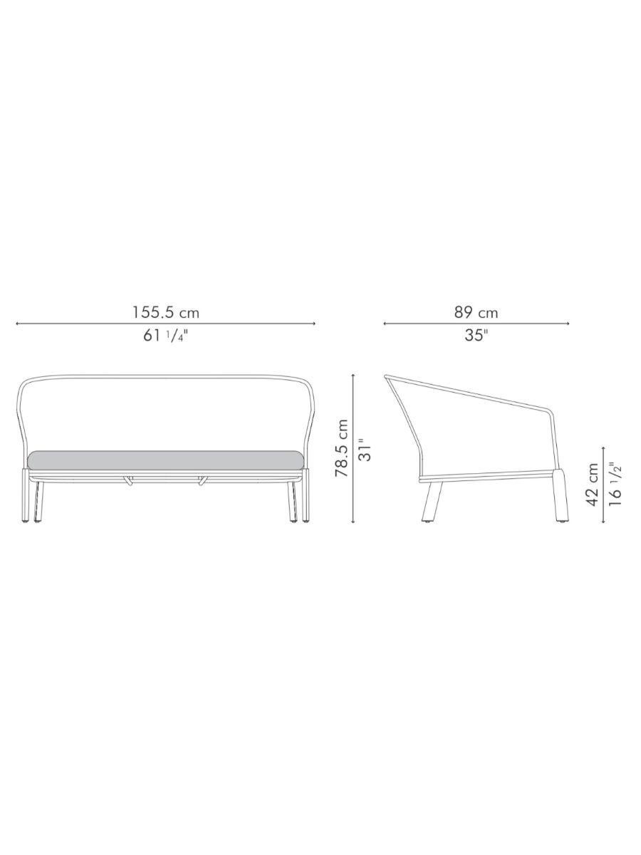 Philippin Loveseat en parchemin de Kenneth Cobonpue en vente
