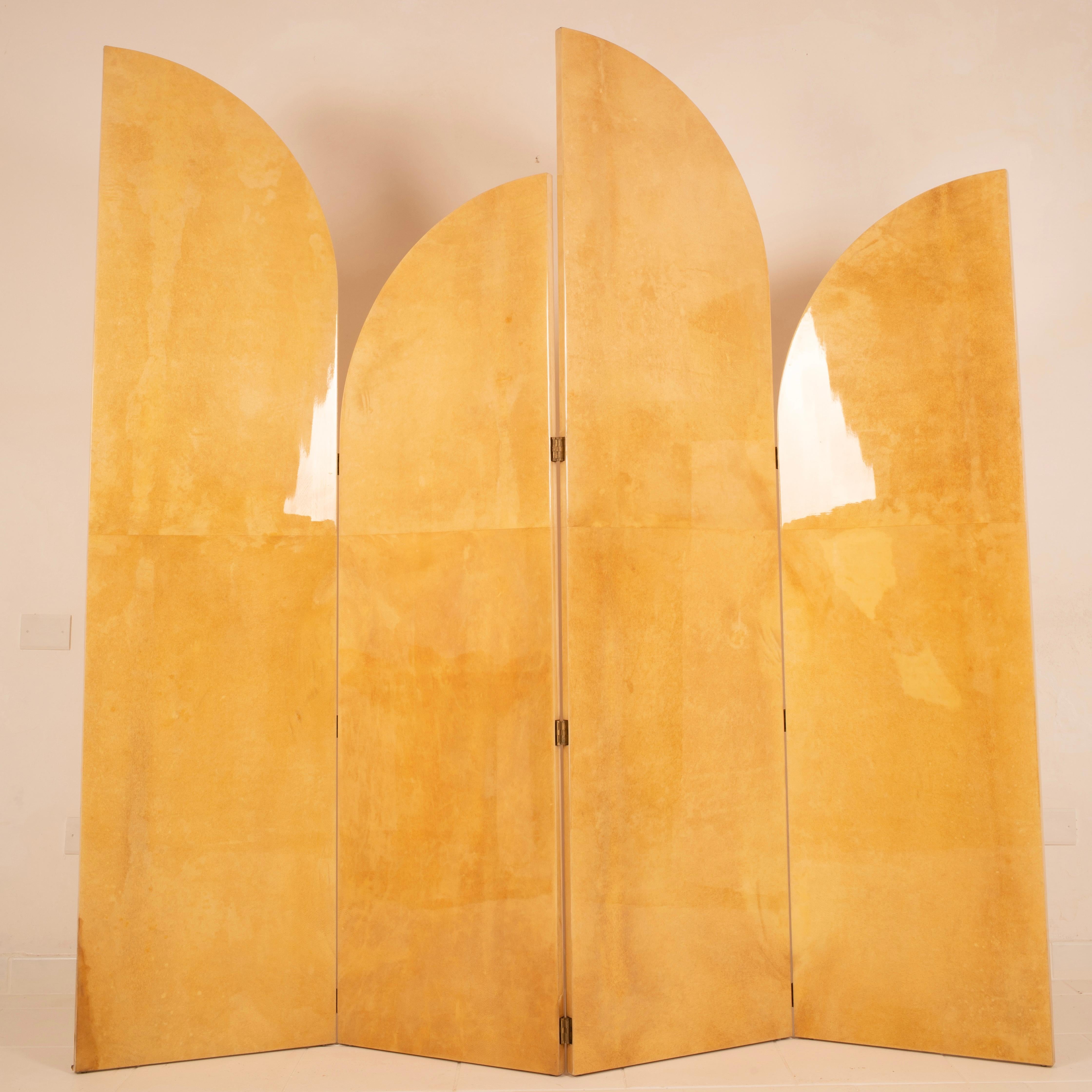 Mid-Century moderno Parchment Separé by Aldo Tura for TURA Milano, 1960 in vendita