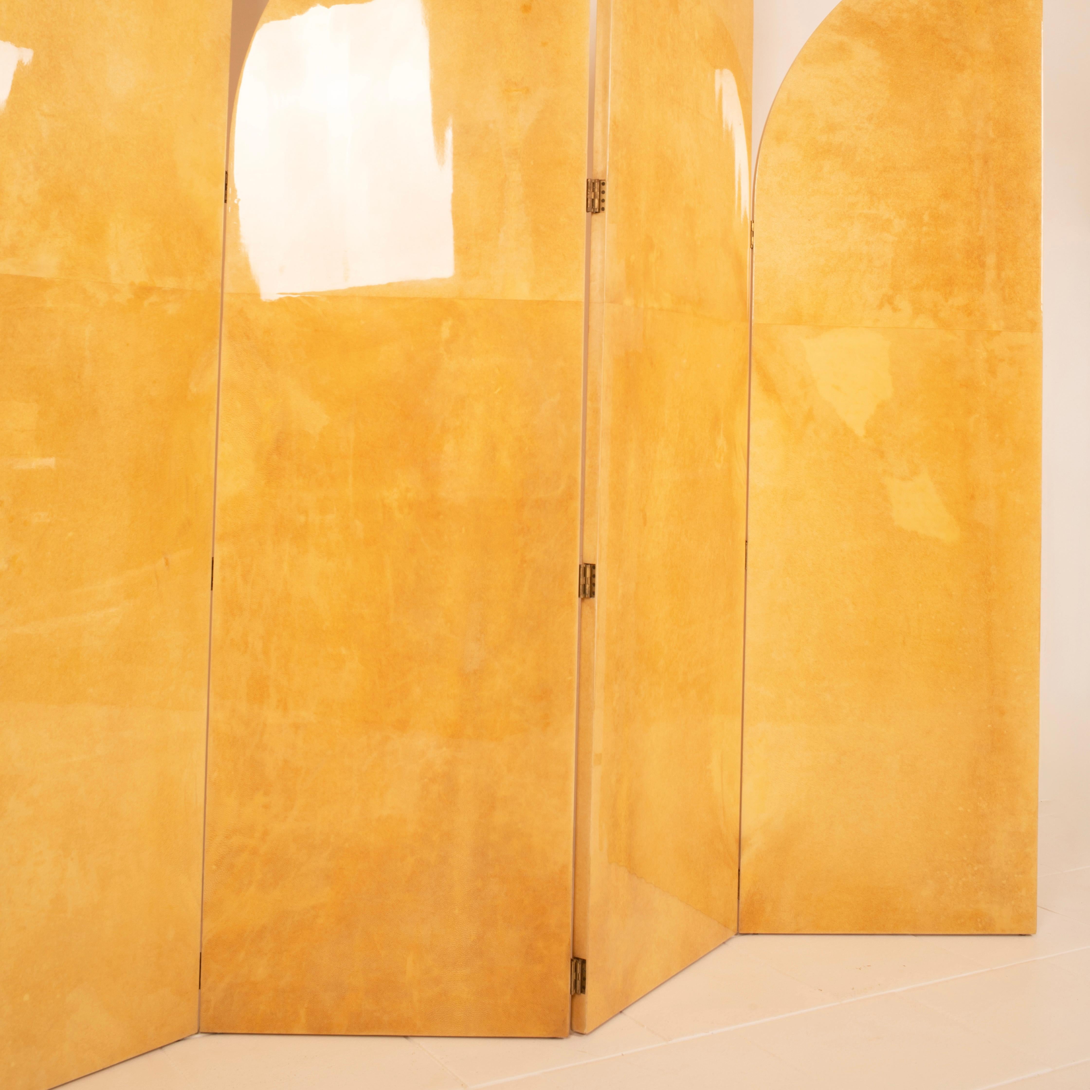 Parchment Separé by Aldo Tura for TURA Milano, 1960 In condizioni buone in vendita a Conversano, IT