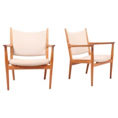 Paar seltene Lounge-Stühle aus Teakholz von Hans J. Wegner