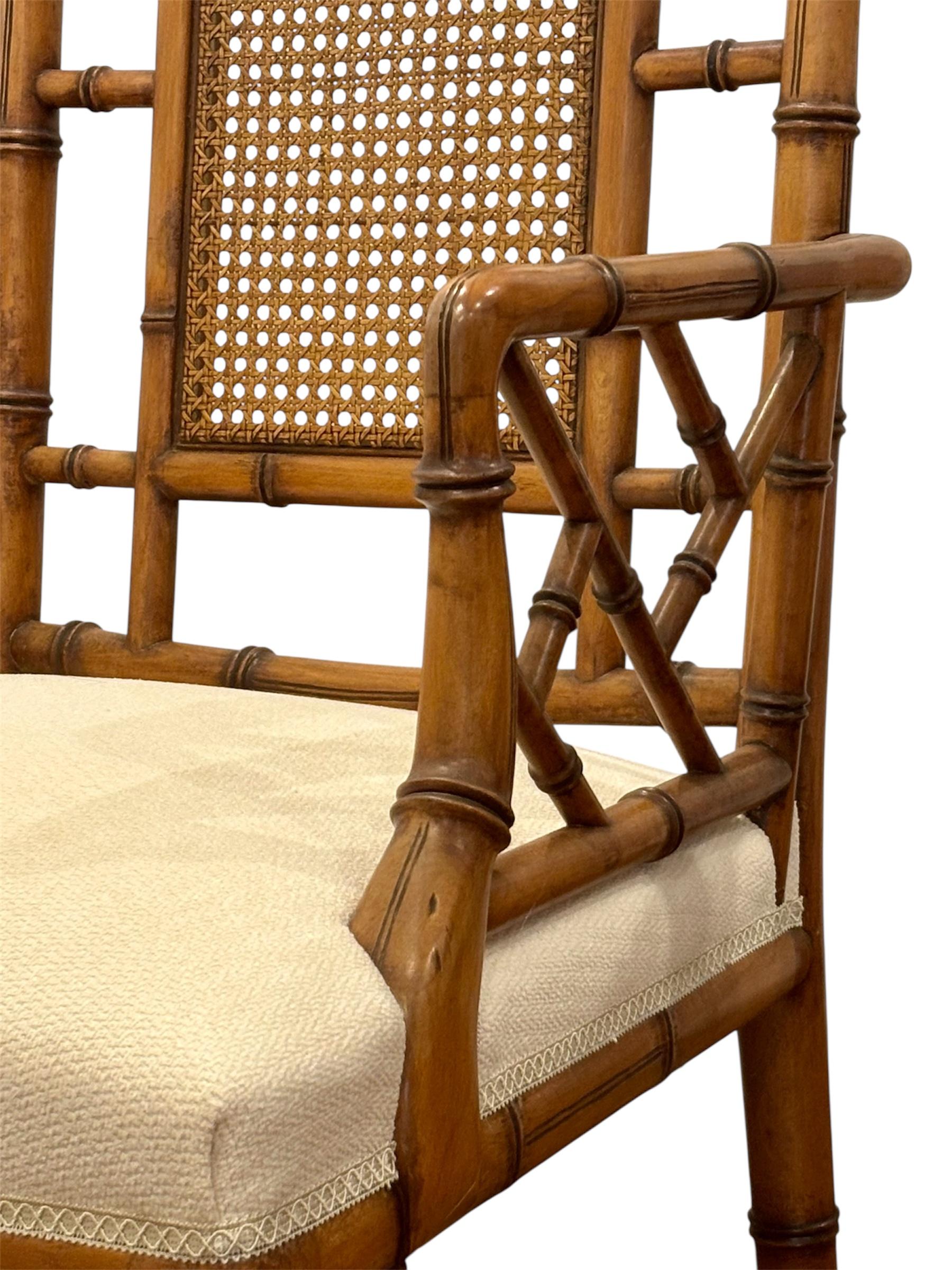 Pareja de sillones de falso bambú en venta 9