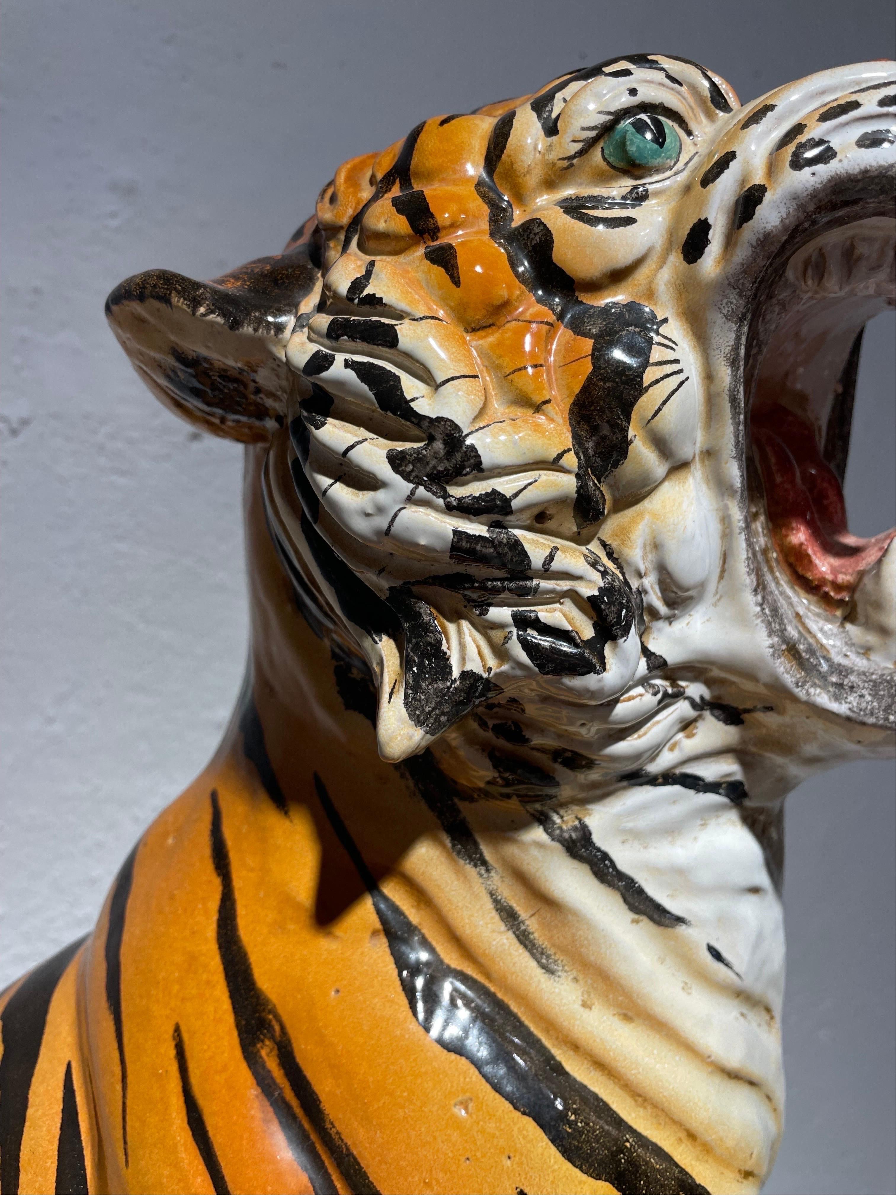 Pareja de tigres años 70 en cerámica esmaltada y pintada a mano  en vente 2
