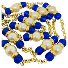 Collezione PARIS anni '80 - Collana con perline di vetro e catena placcata in oro di DOROTA LASAK