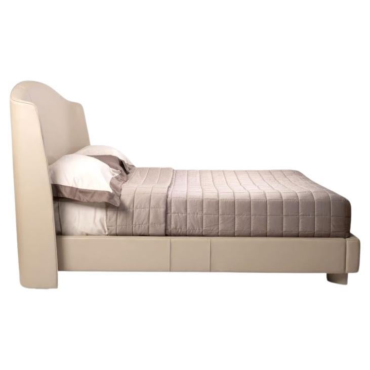 Paris Bett Bett der Paris-Kollektion For Sale