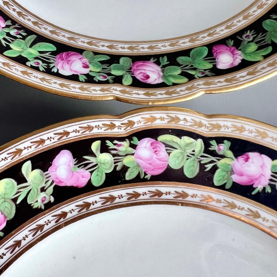 Pariser Clignancourt-Set aus 4 Tellern, schwarze, rosa Rosen, Schmetterlinge, 1780-1790 im Angebot 5