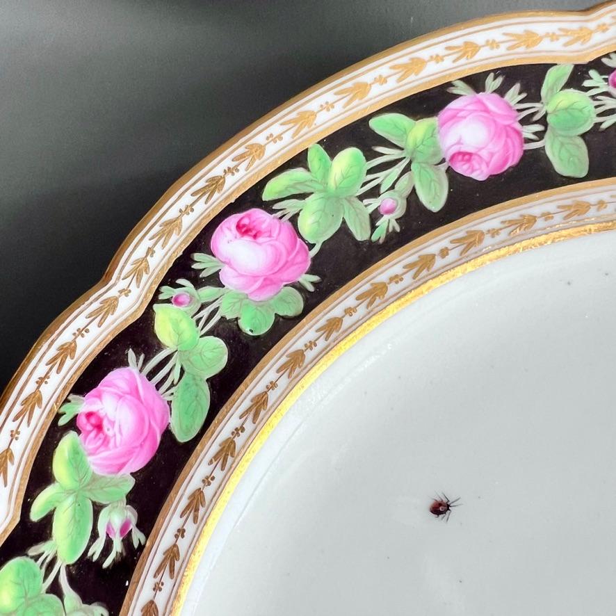 Pariser Clignancourt-Set aus 4 Tellern, schwarze, rosa Rosen, Schmetterlinge, 1780-1790 im Angebot 1