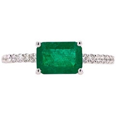 Paris Craft House 0.75 Carat Emerald Diamond Ring in 18 Karat White Gold