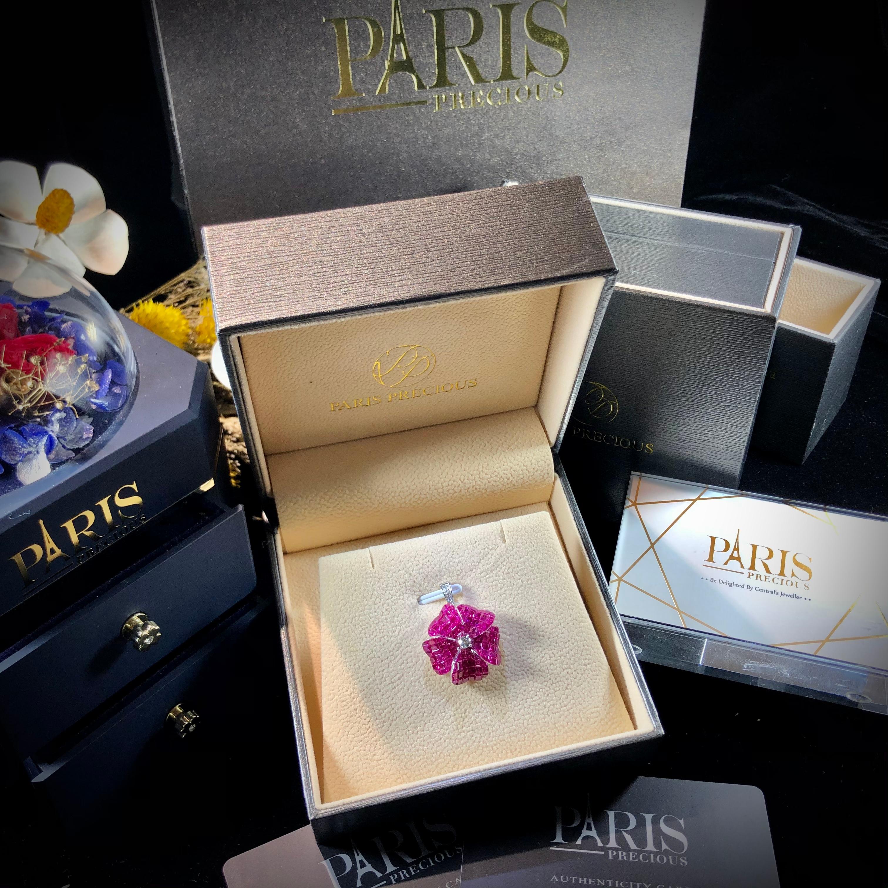 Paris Craft House 10.55 Carat Ruby Diamond Flower Pendant in 18 Karat White Gold For Sale 2