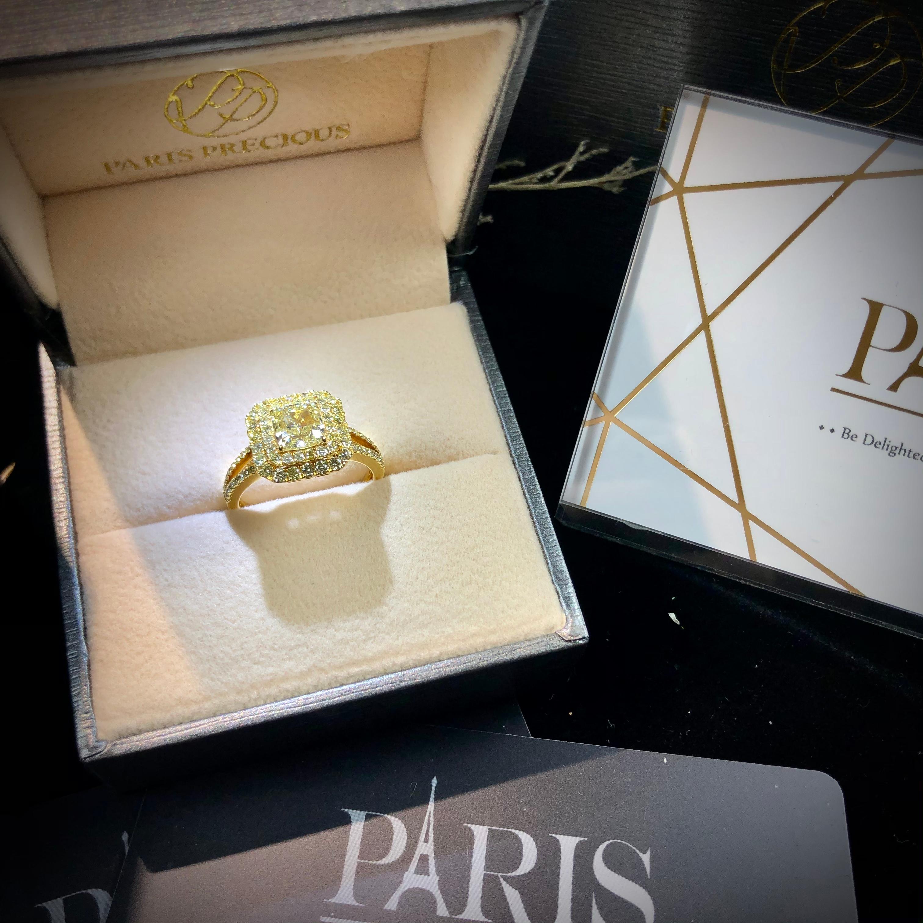 Women's Paris Craft House 1.12 Carat Yellow Diamond Ring in 18 Karat Yellow Gold For Sale