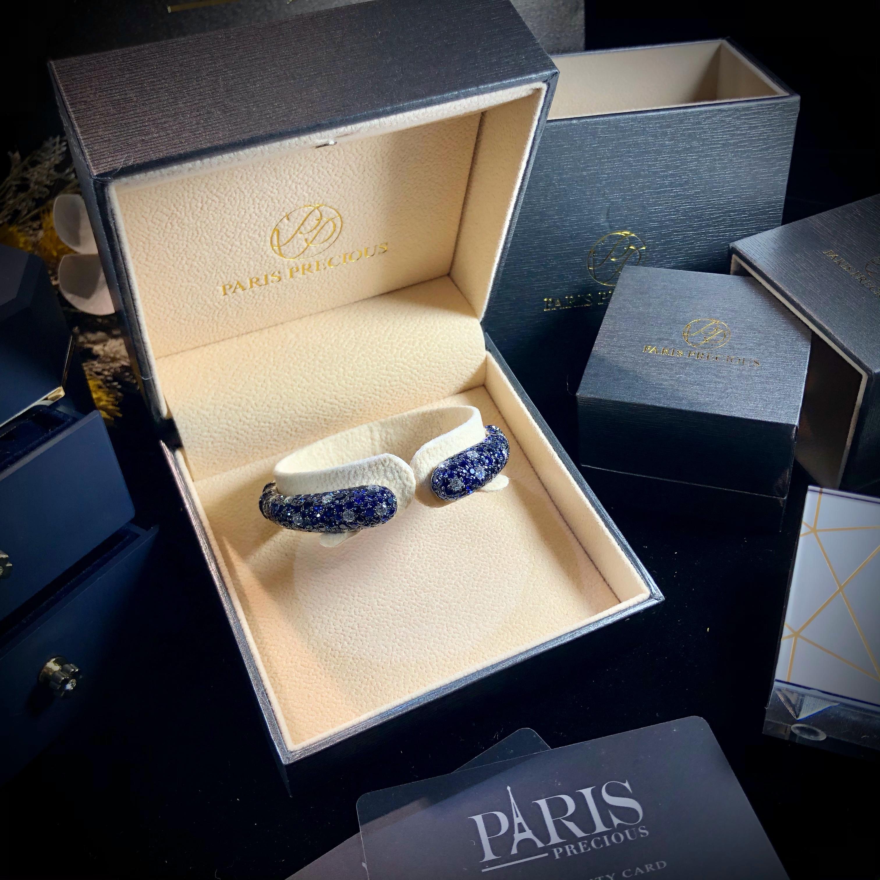 Women's Paris Craft House 12.71 Carat Blue Sapphire Diamond Cuff Bangle 18 Karat Gold For Sale