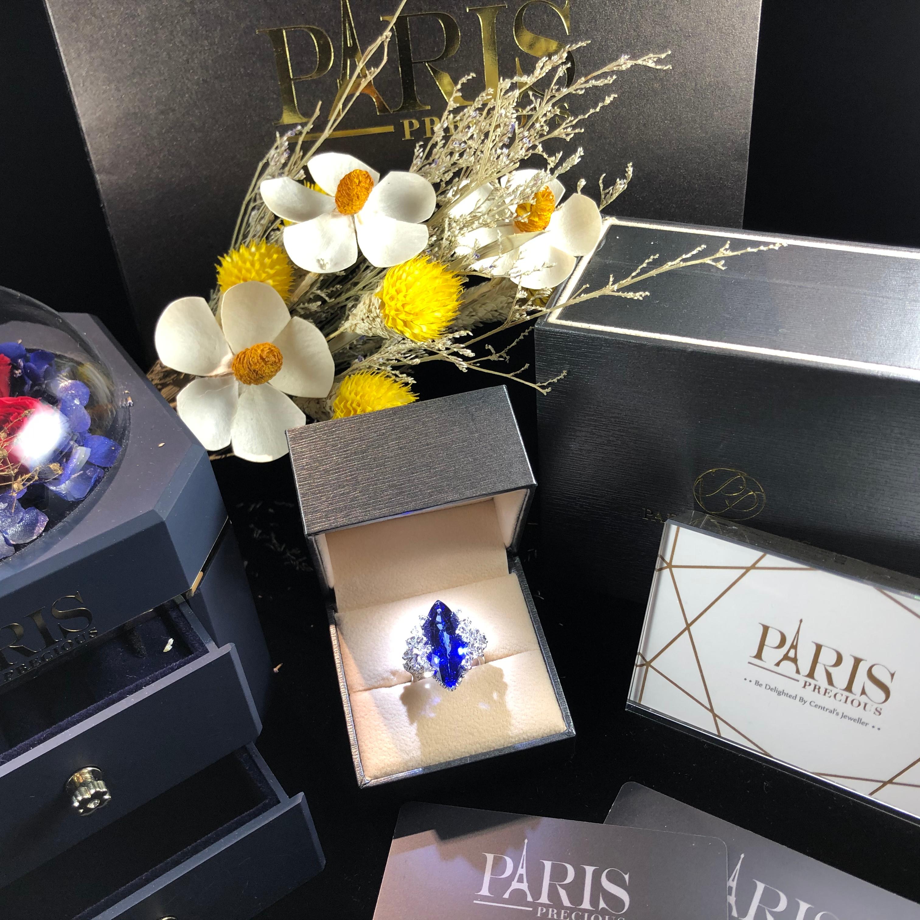 Paris Craft House 12.90 Carat Tanzanite Diamond Ring in 18 Karat White Gold For Sale 1