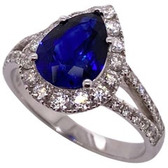 Paris Craft House 1.90ct Royal Blue Sapphire Diamond Ring in 18 Karat Gold