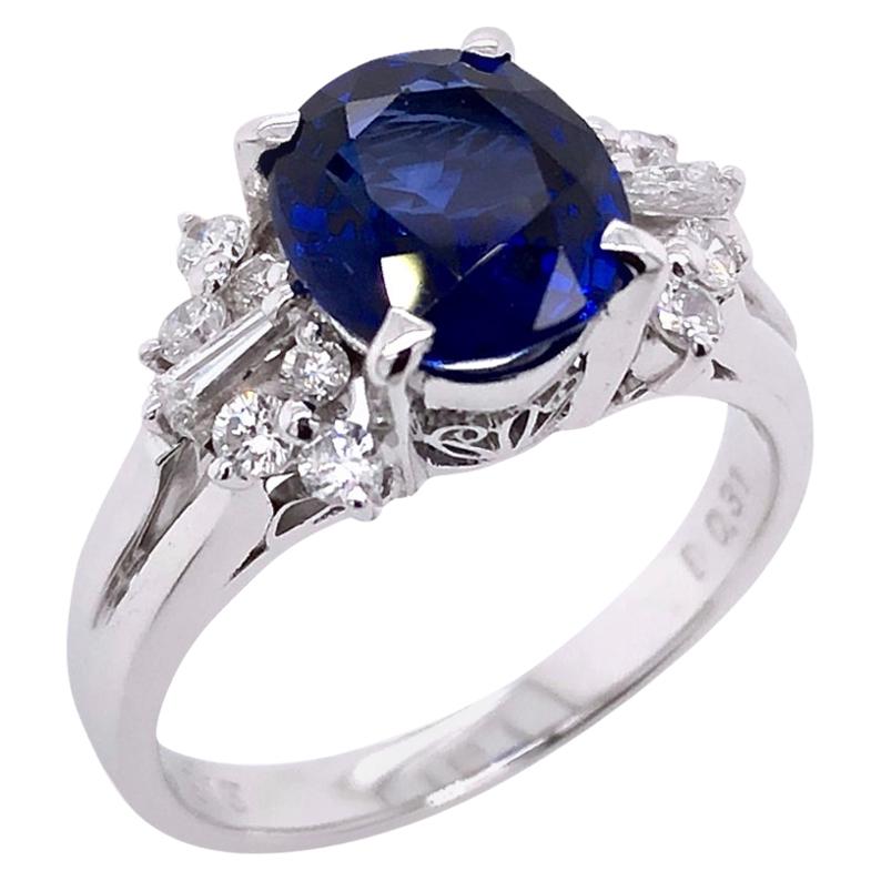 Paris Craft House 2.13 Carat Blue Sapphire Diamond Cocktail Ring in Platinum For Sale