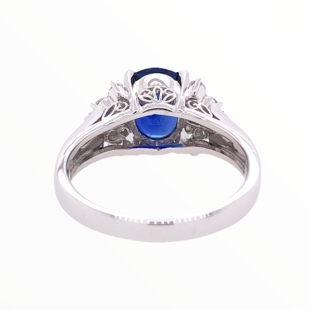 Paris Craft House 2.13 Carat Blue Sapphire Diamond Cocktail Ring in Platinum In New Condition For Sale In Hong Kong, HK