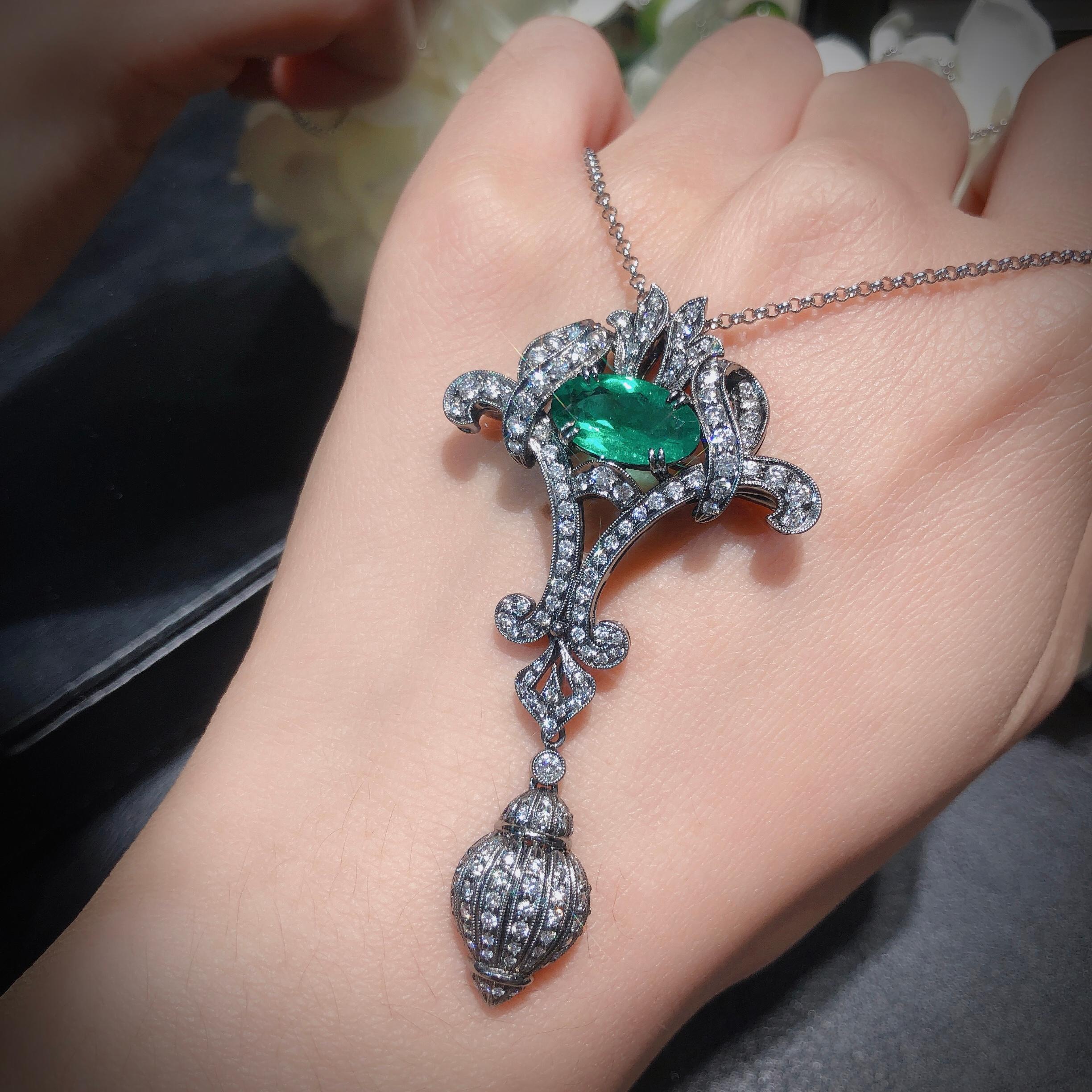 Paris Craft House 2.16 Carat GRS Emerald Diamond Brooch/Pendant in Platinum For Sale 1