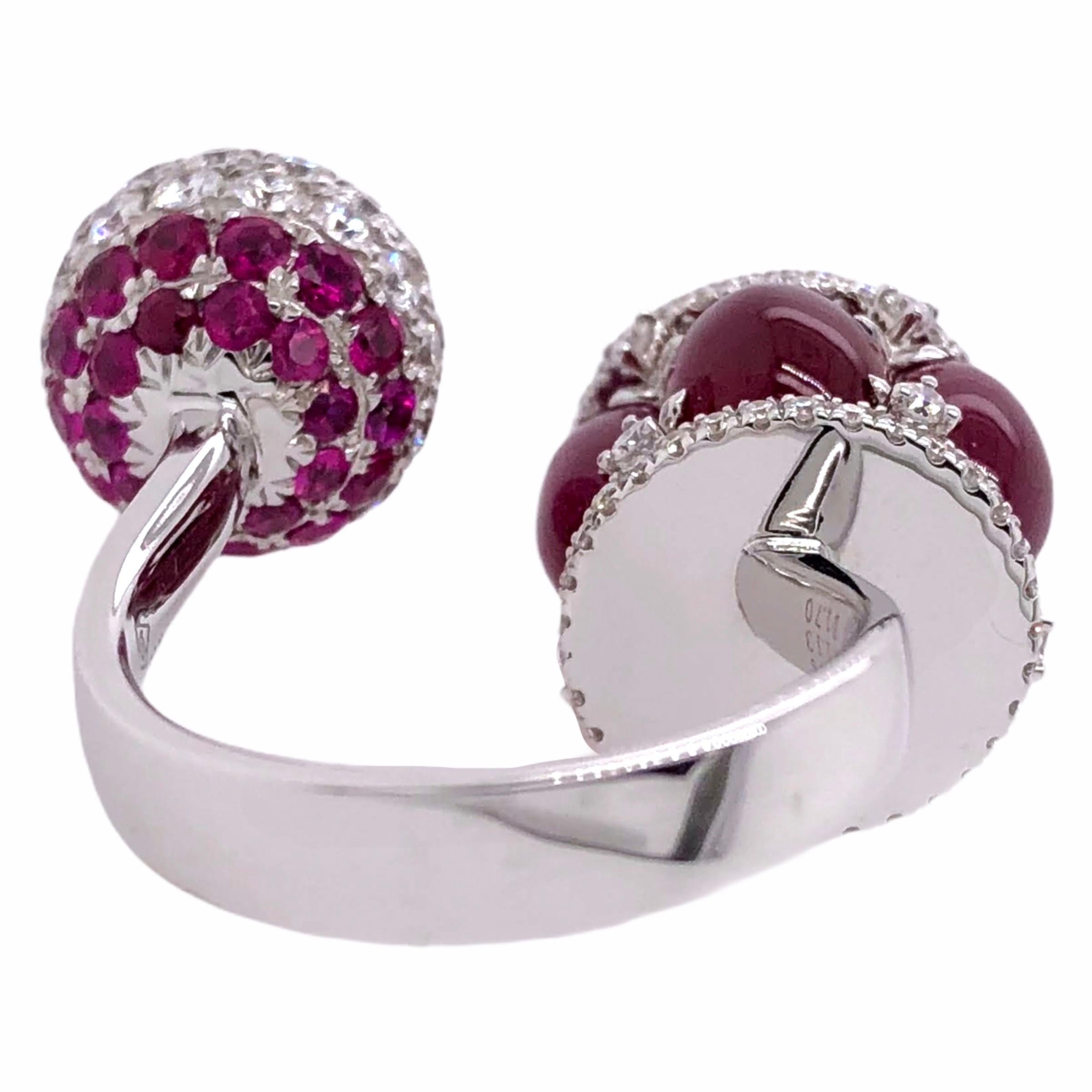 Women's or Men's Paris Craft House 9.33 Carat Cabochon Ruby Diamond Ring in 18 Karat White Gold For Sale