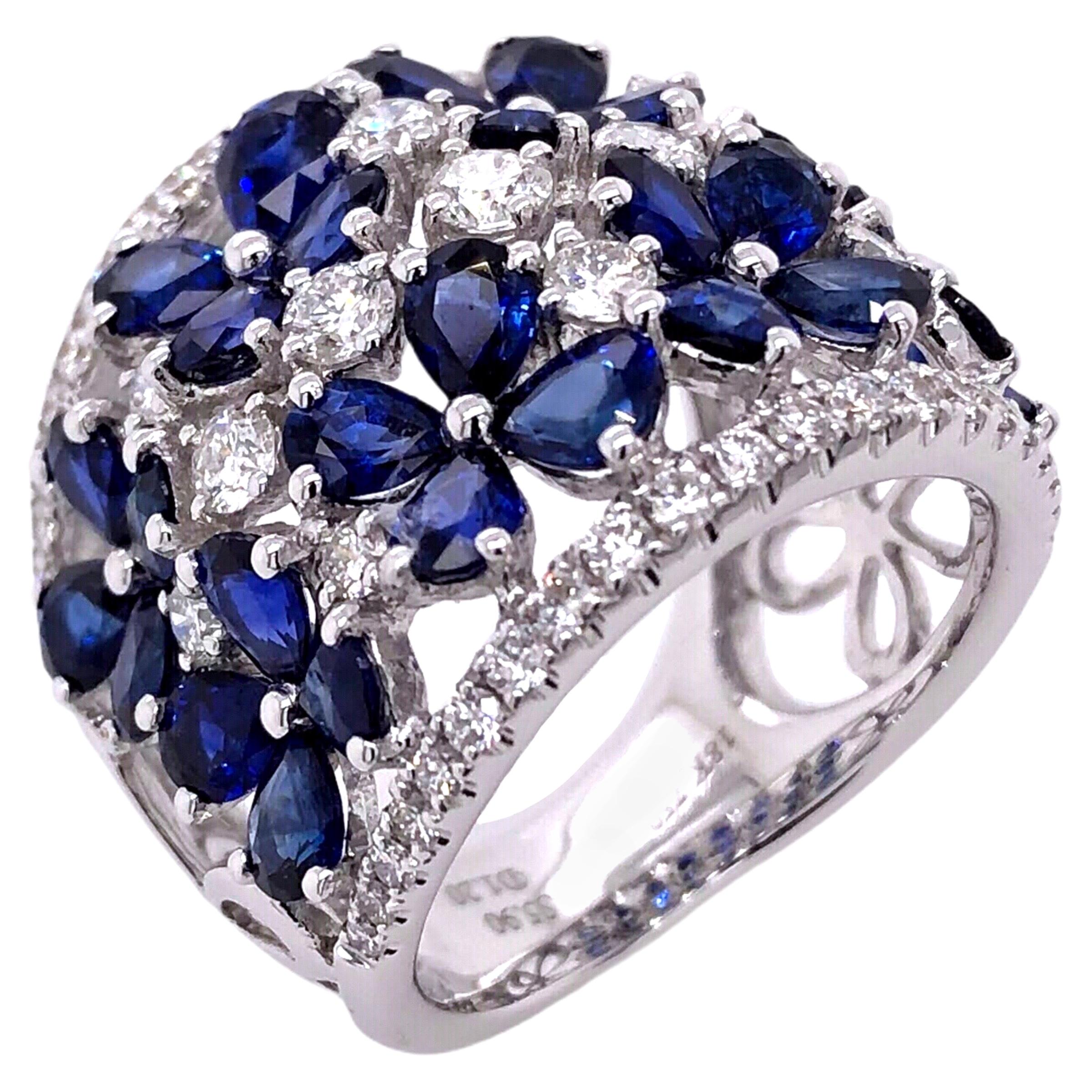 Paris Craft House Blue Sapphire Diamond Floral Ring in 18 Karat White Gold For Sale