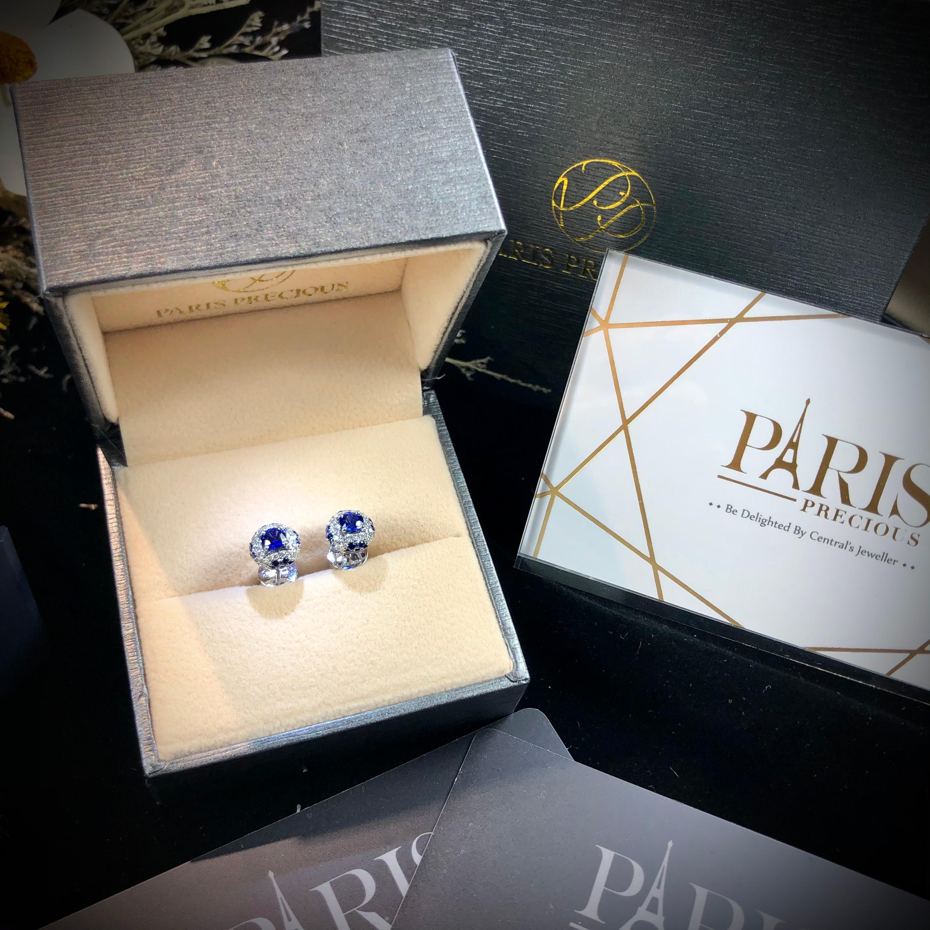 Paris Craft House Blue Sapphire Diamond Stud Earrings in 18 Karat White Gold In New Condition For Sale In Hong Kong, HK