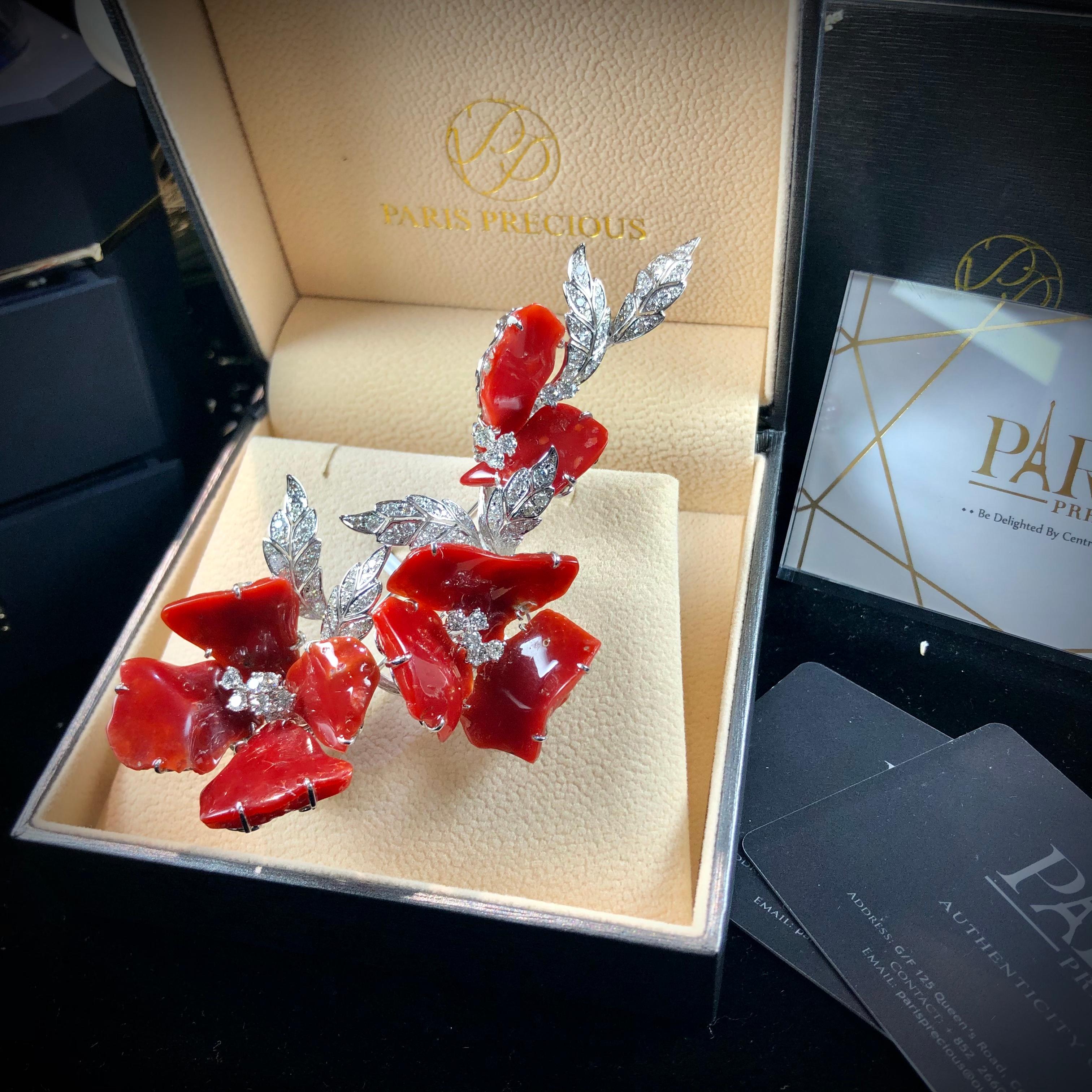 Round Cut Paris Craft House Coral Diamond Flower Brooch in 18 Karat White Gold For Sale