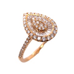 Paris Craft House Diamond Cluster Ring in 18 Karat Rose Gold