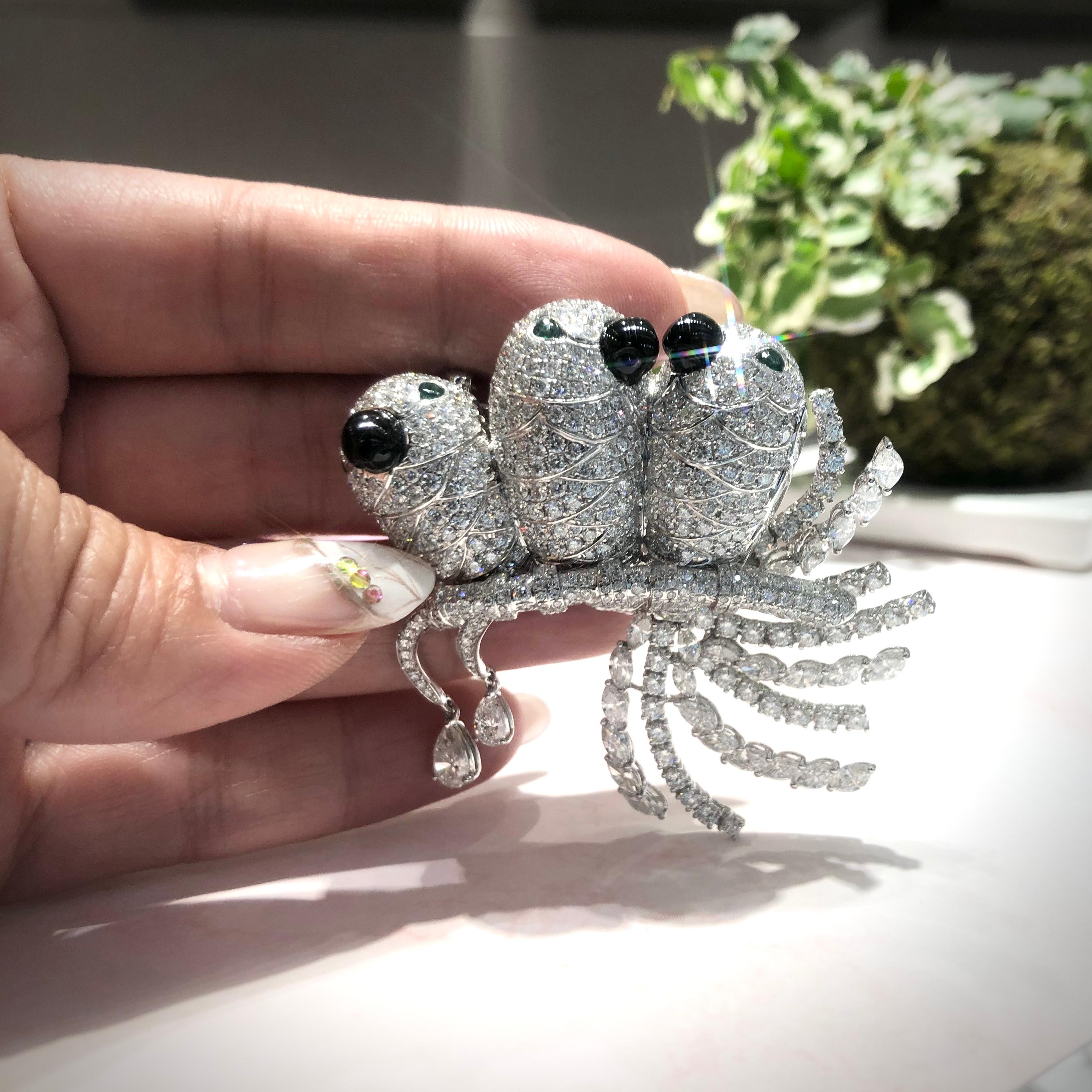 Women's or Men's Paris Craft House Diamond Emerald Onyx Bird Brooch in 18 Karat White Gold For Sale