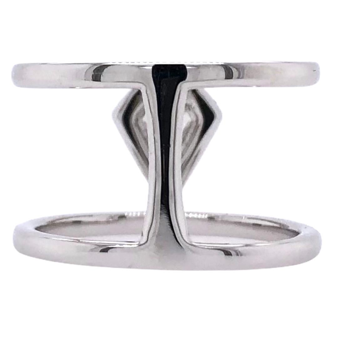 Modern Paris Craft House Diamond Ring in 18 Karat White Gold For Sale