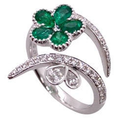 Paris Craft House Emerald Diamond Floral Ring in 18 Karat White Gold Paris Craft House Emerald Diamond Floral Ring in 18 Karat White Gold