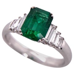 Paris Craft House Emerald Diamond Signet Ring in 18 Karat White Gold