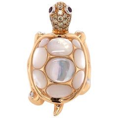 Paris Craft House Mother of Pearl Diamond Ruby Turtle Ring in 18 Karat Rose Gold