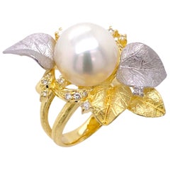 Paris Craft House Pearl Diamond Ring in 18 Karat Yellow Gold